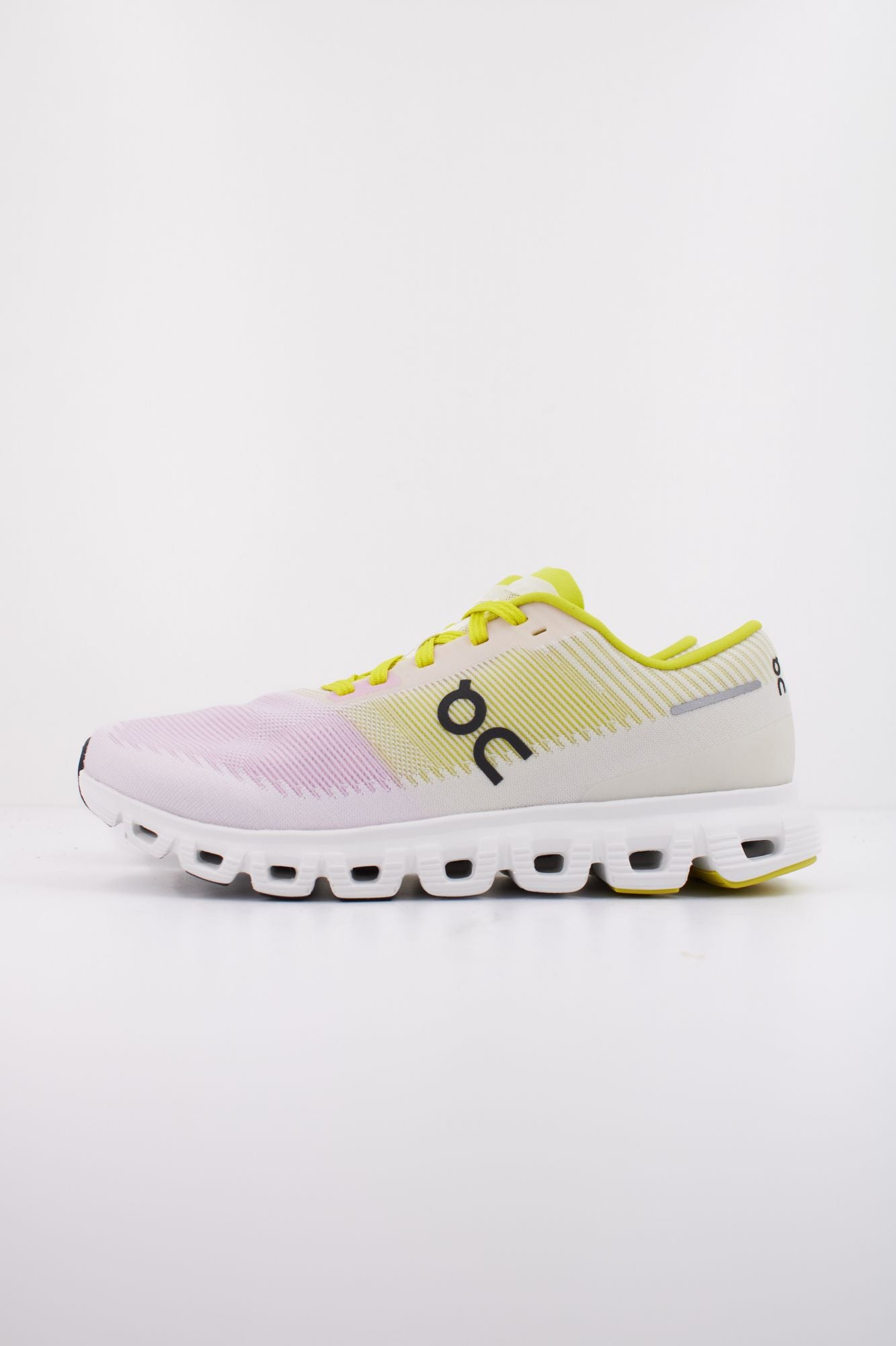 ON RUNNING CLOUD 6 PUSH en color MULTICOLOR (1)