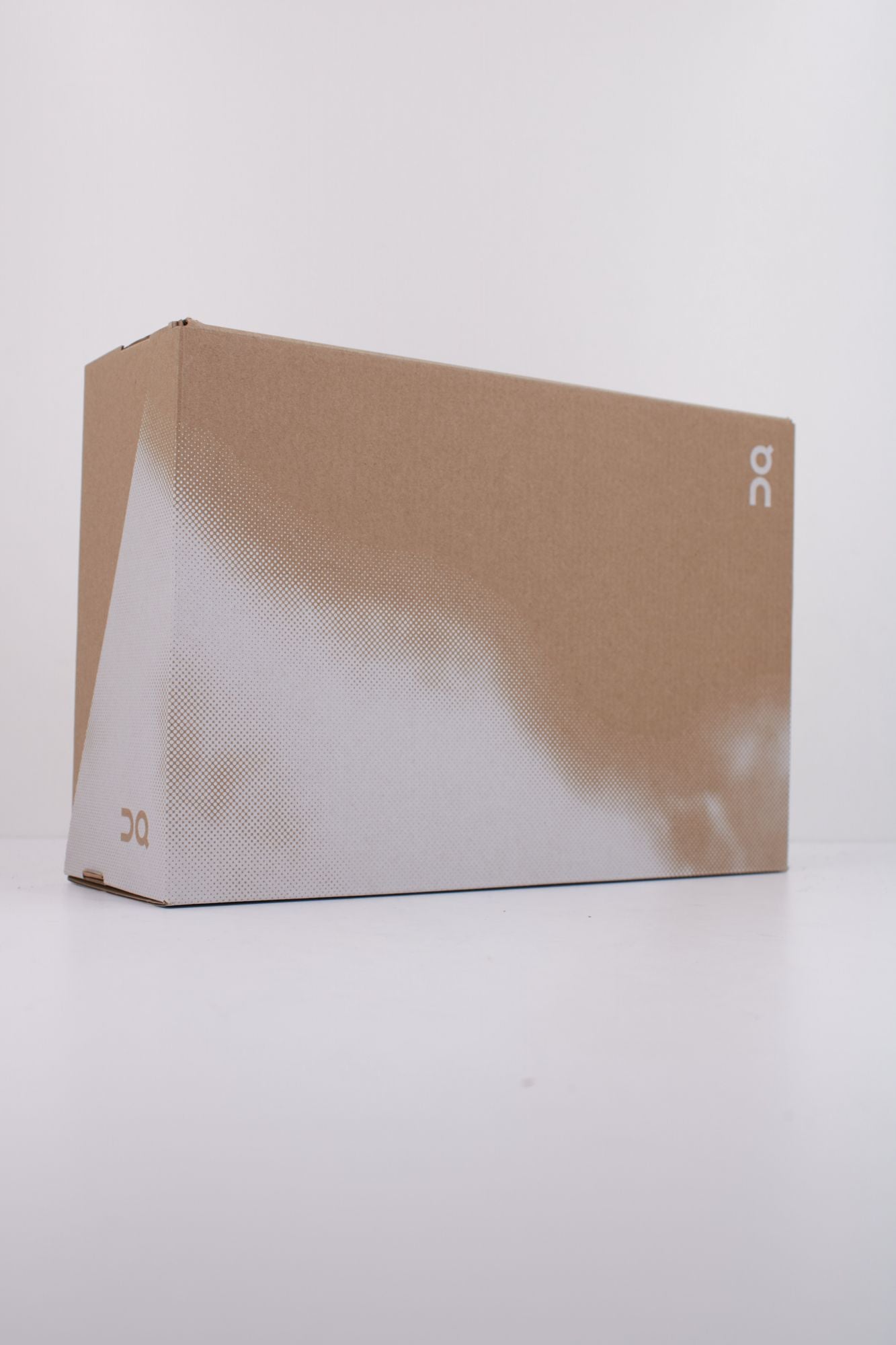 ON RUNNING  CLOUD 6 WP  en color NEGRO (6)