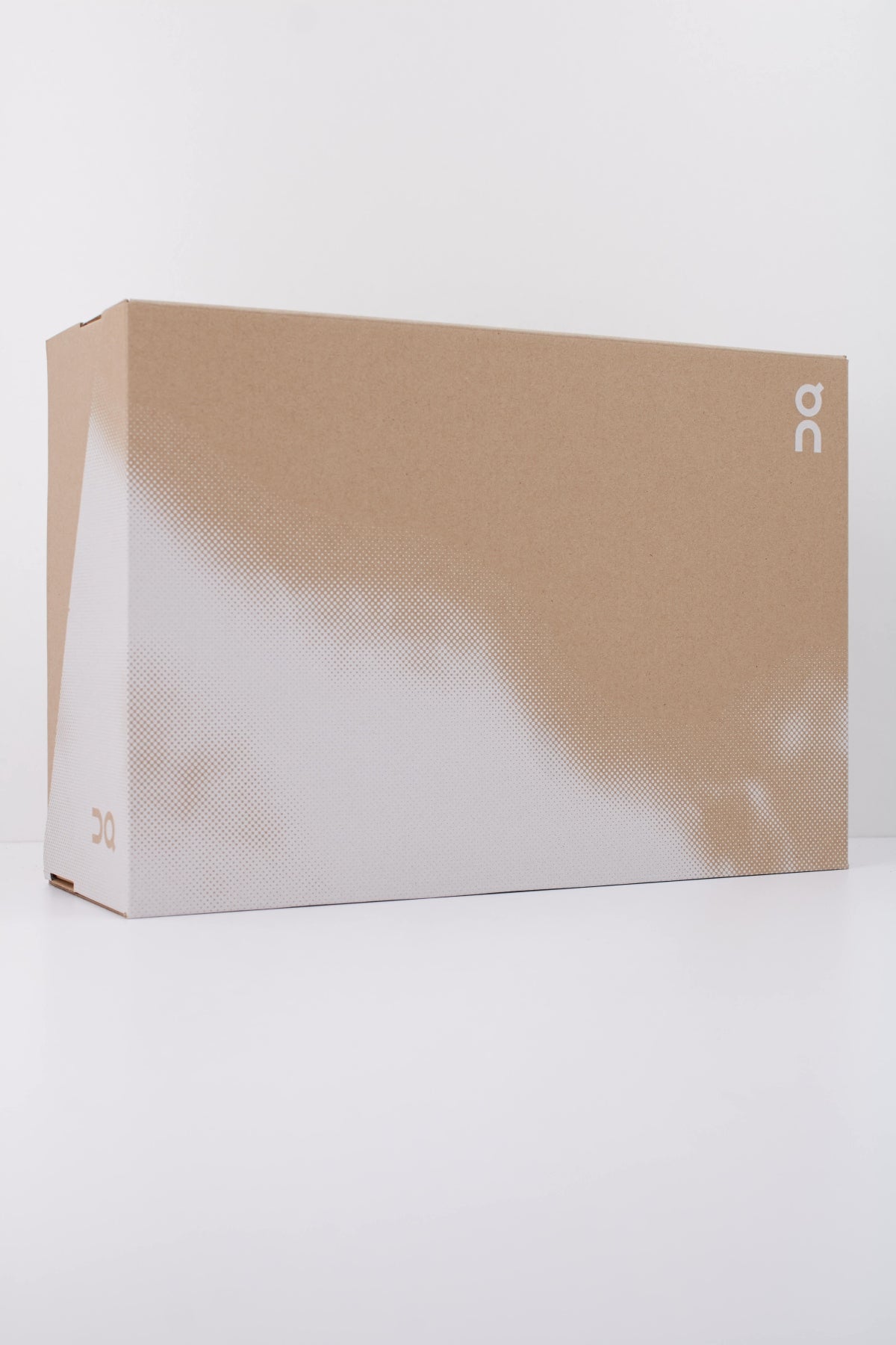 ON RUNNING CLOUDTILT M en color BLANCO (6)