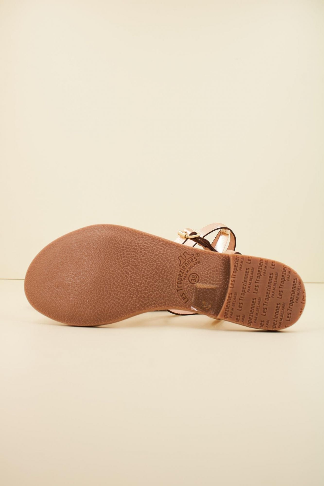 LES TROPEZIENNES HANAK en color ORO (4)