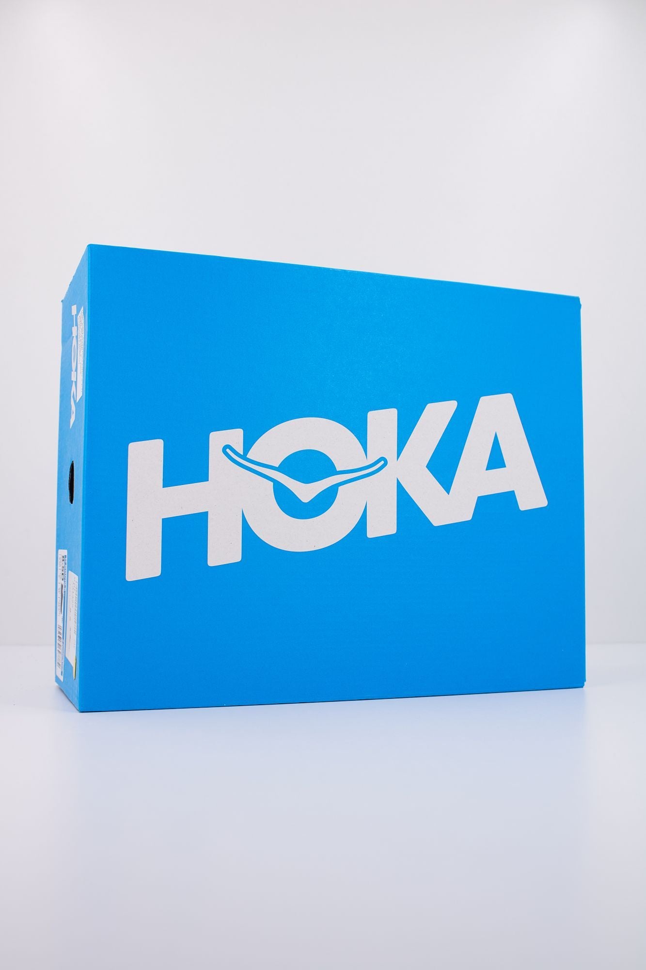 HOKA BONDI 8 en color NEGRO (6)