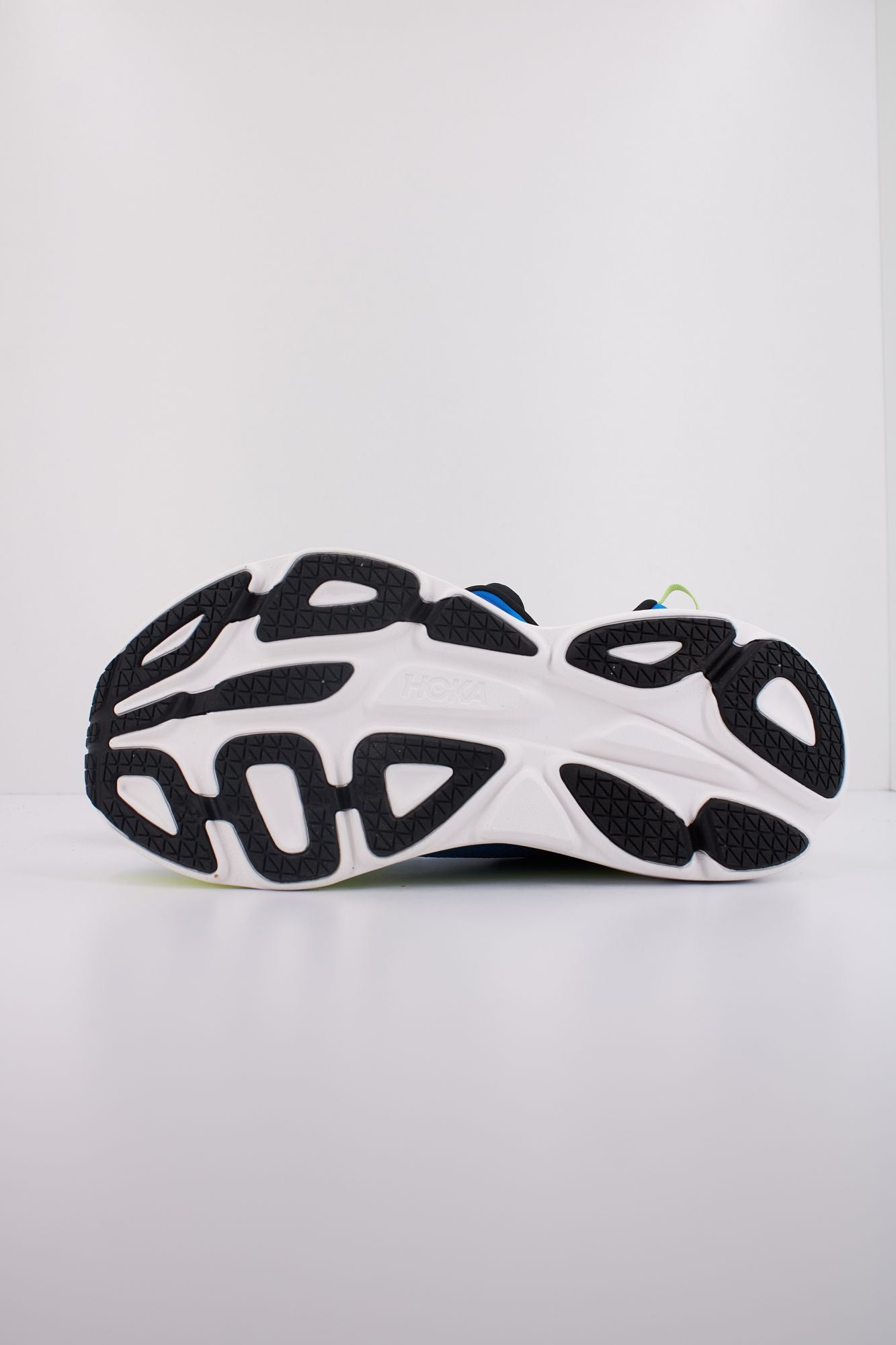 HOKA BONDI 8 en color AZUL (5)