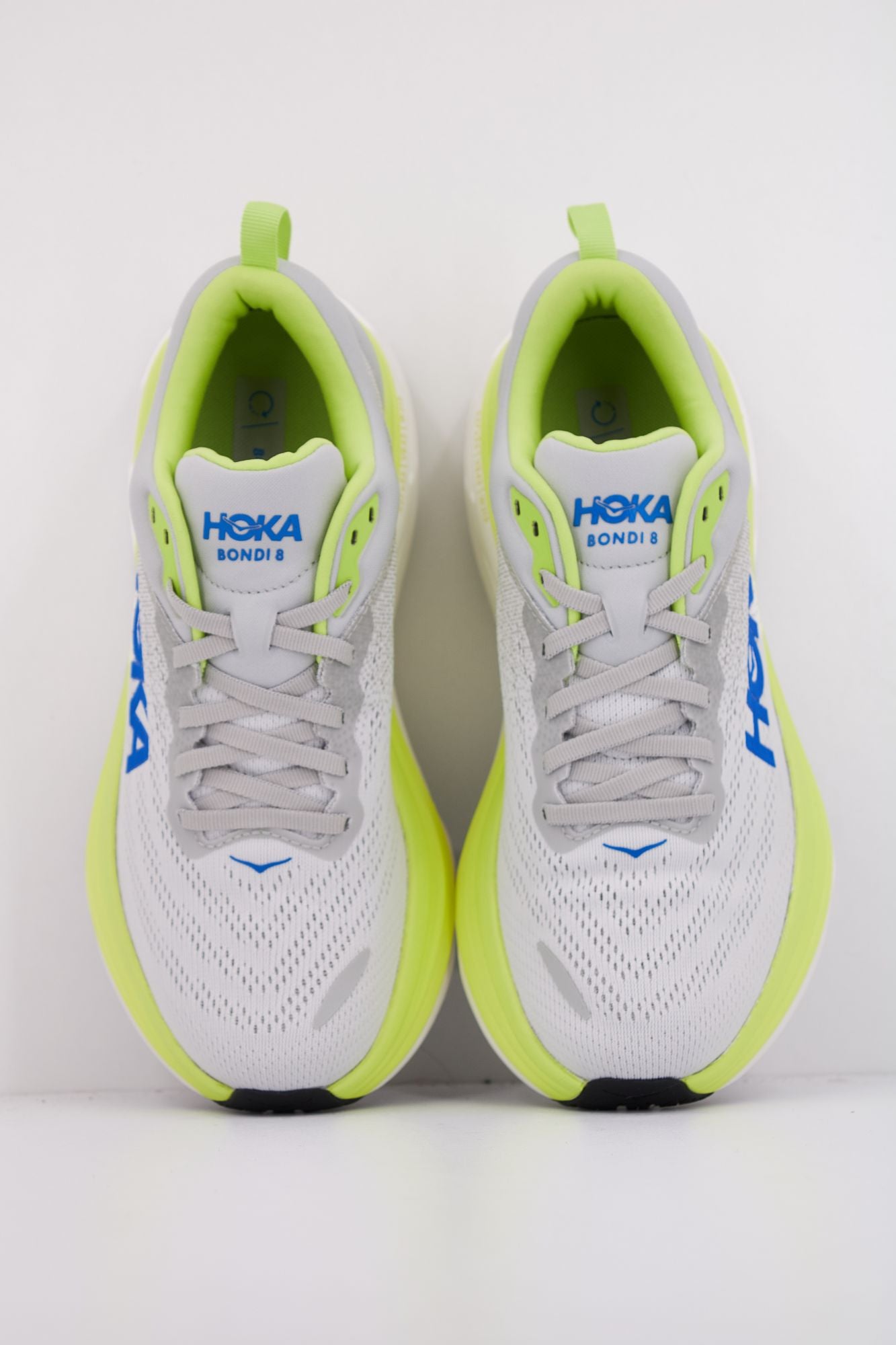 HOKA  BONDI 8 en color AMARILLO (3)