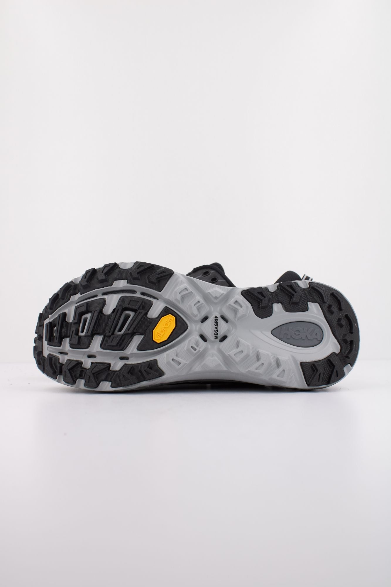 HOKA U MAFATE SPEED en color NEGRO (5)