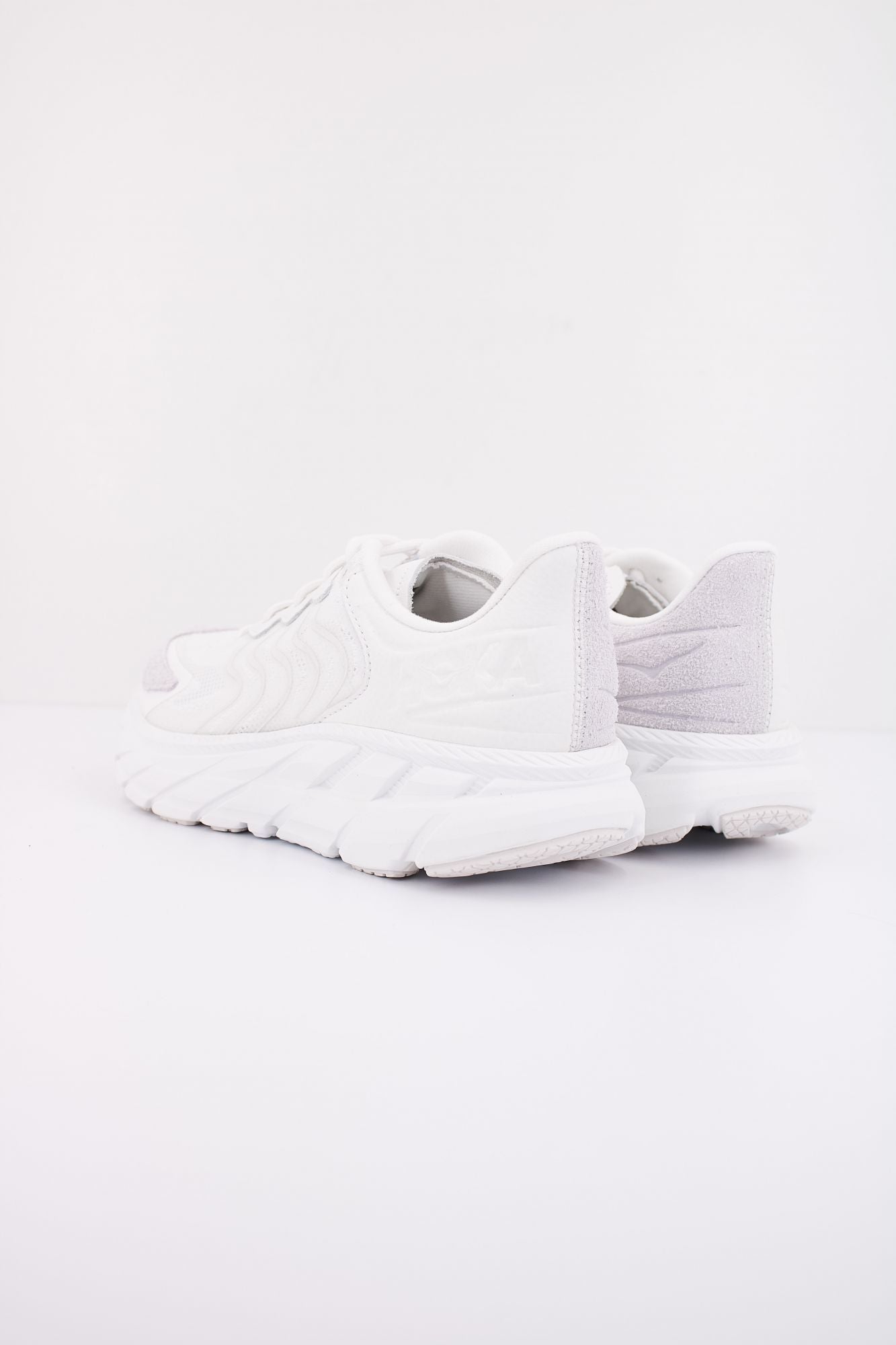 HOKA U CLIFTON LS en color BLANCO (4)