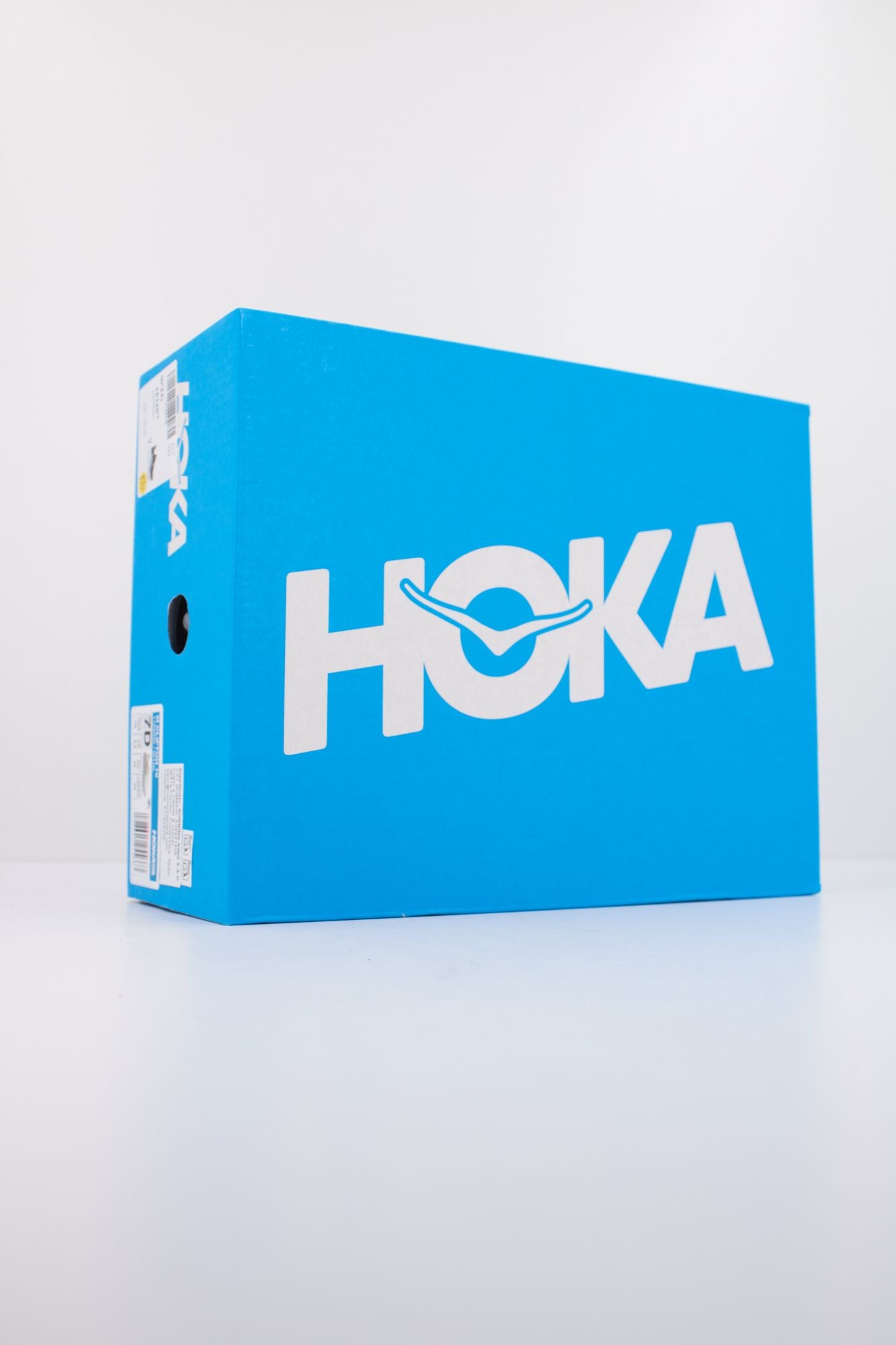 HOKA CLIFTON 10 en color BLANCO (6)