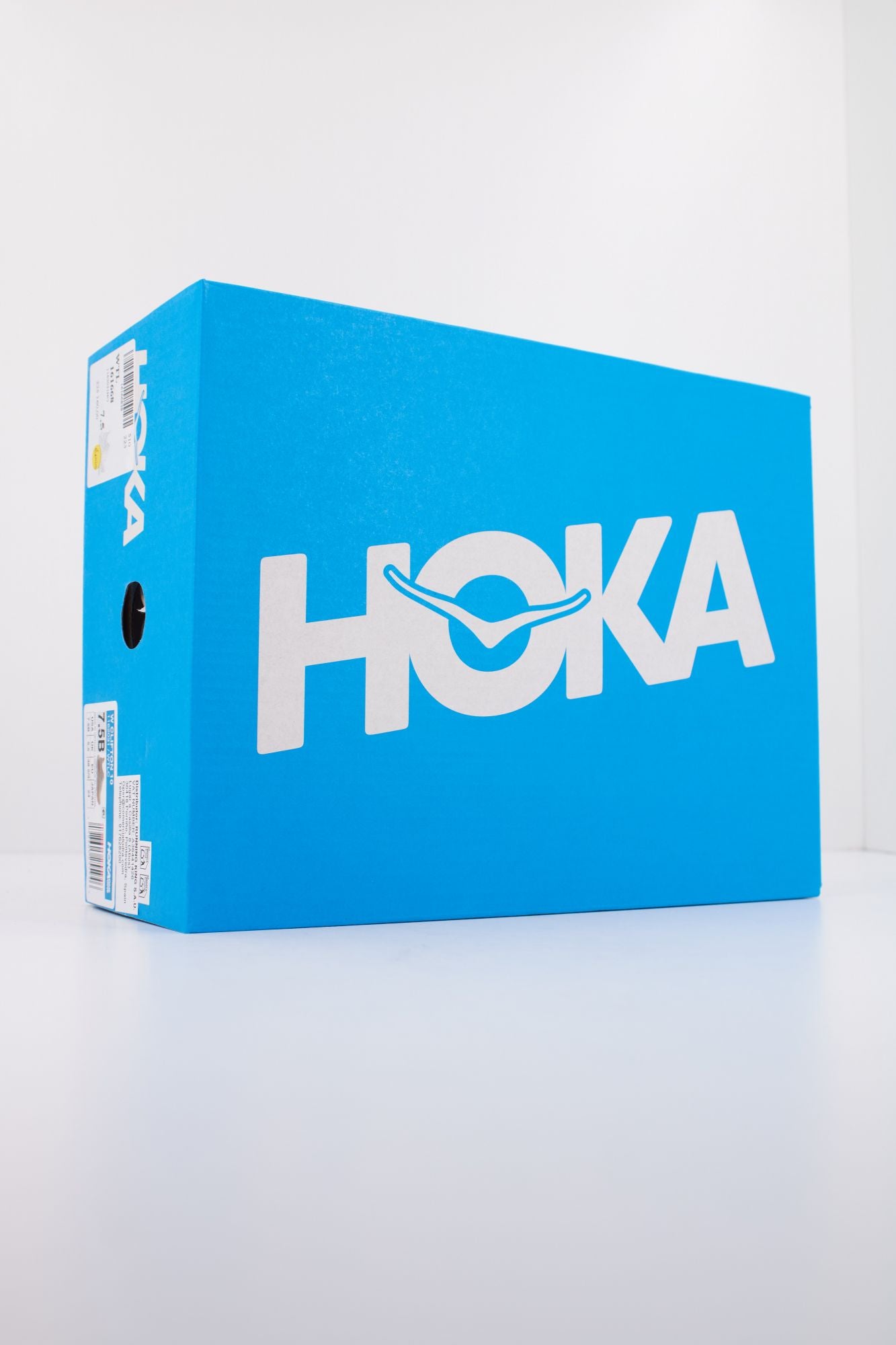 HOKA W CLIFTON 10 en color BLANCO (6)