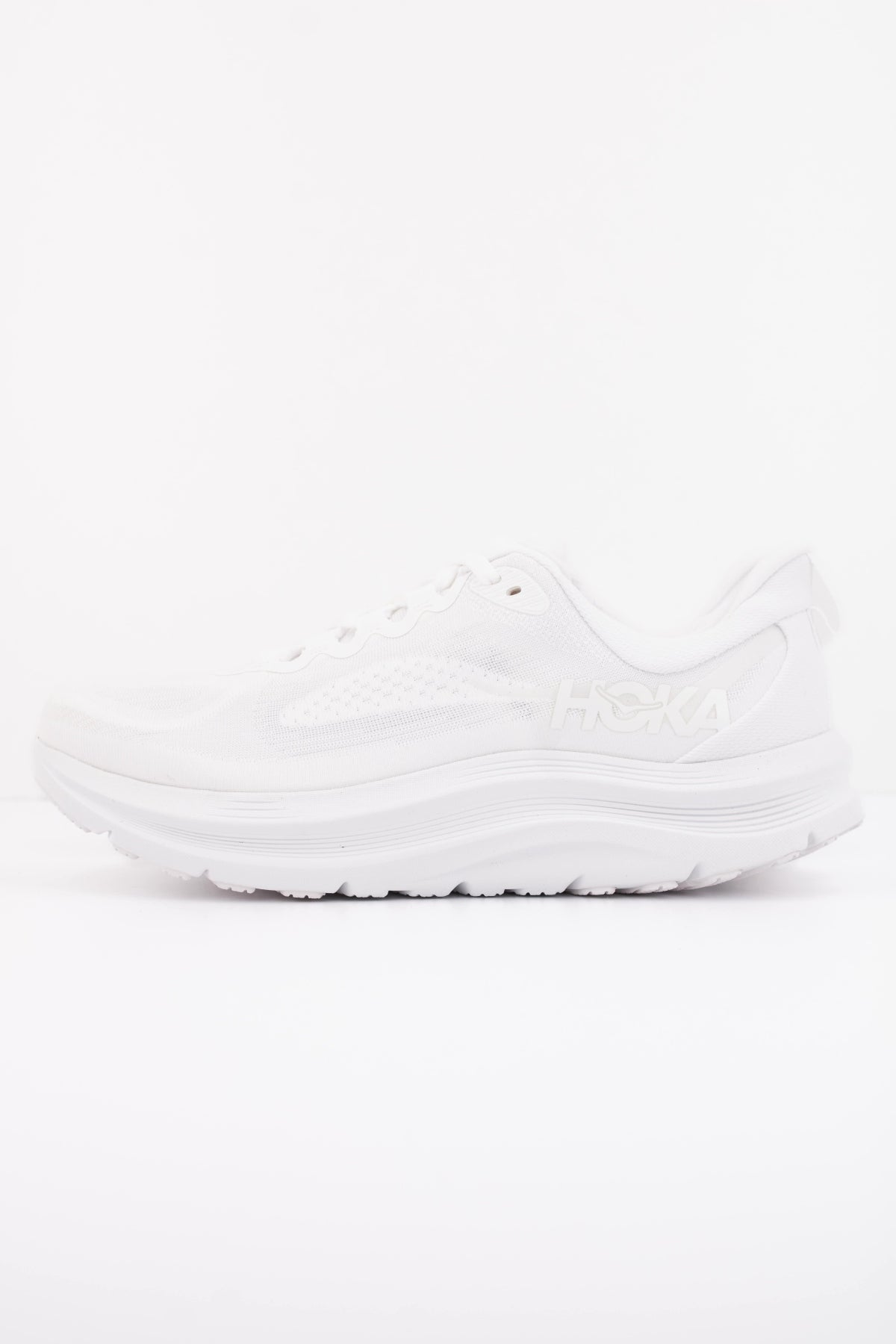 HOKA ZAPATILLA W KAWANA 3 en color BLANCO (1)