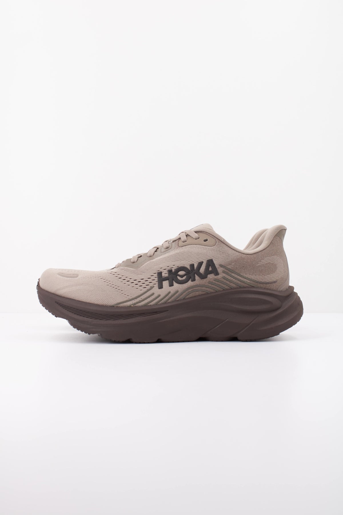 HOKA ZAPATILLA CLIFTON 11 en color BEIS (1)
