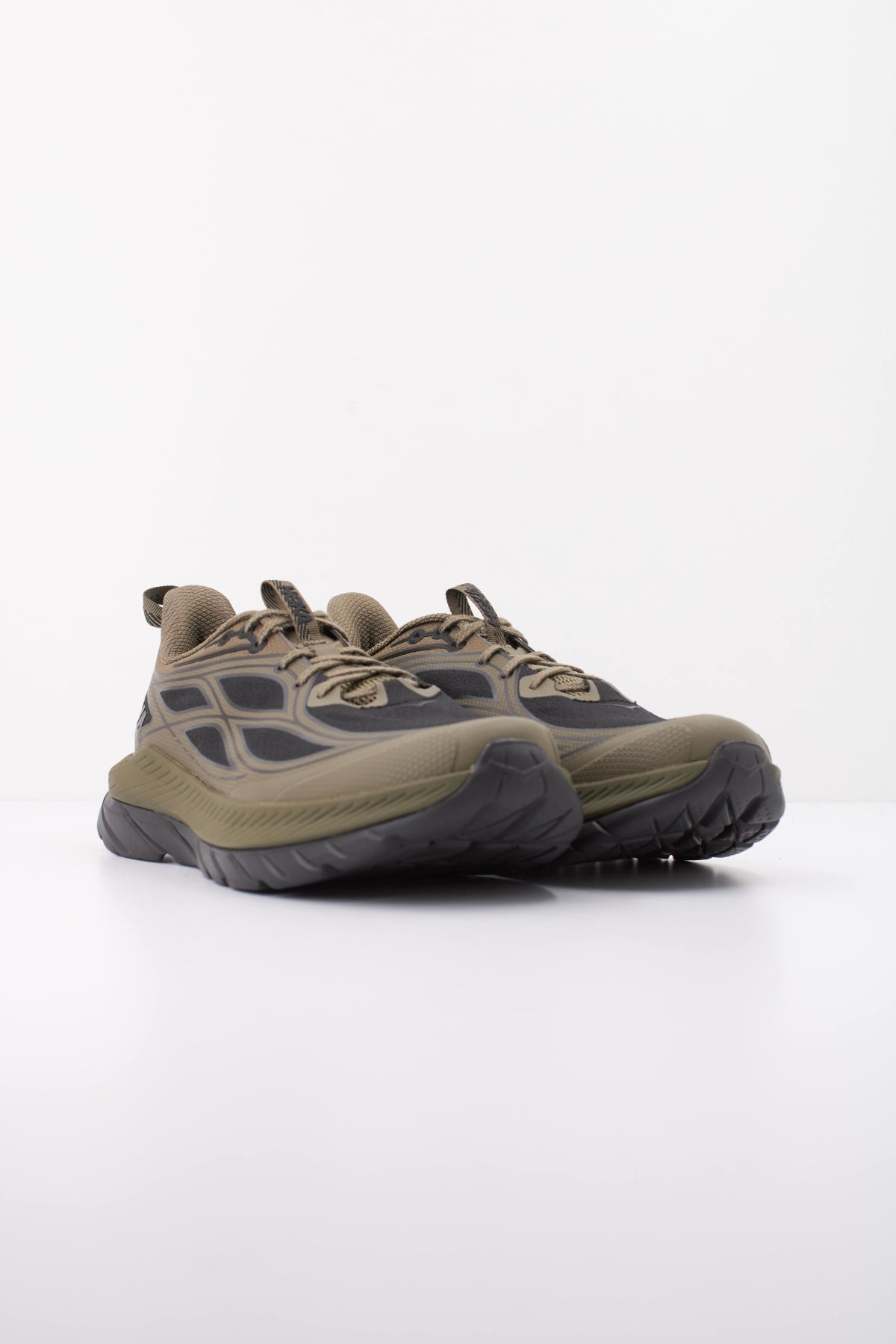 HOKA 1176250MHO ZAPATILLA MACH REMASTERE en color VERDE (2)