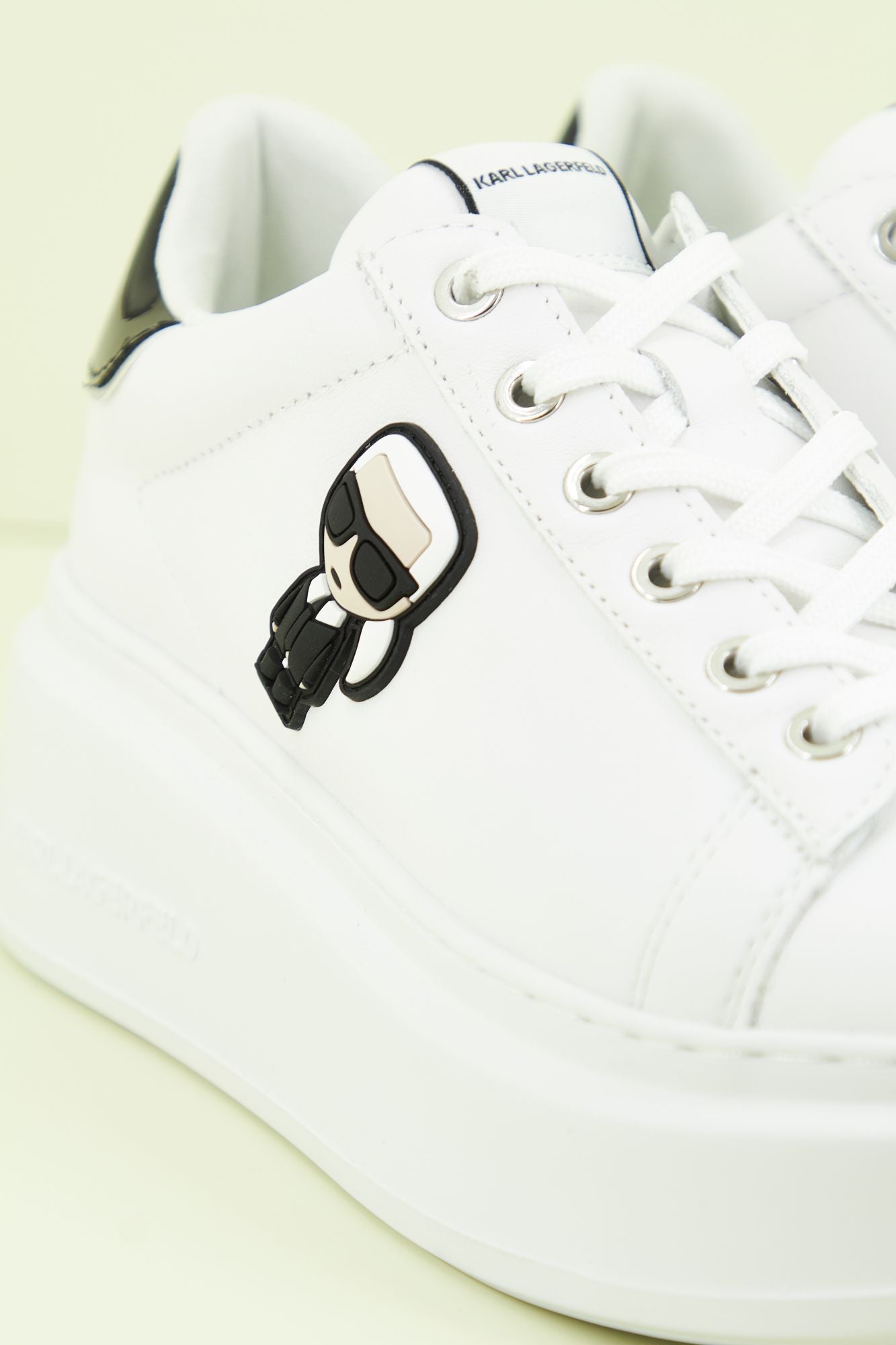 KARL LAGERFELD ANAKAPRI  en color BLANCO (4)