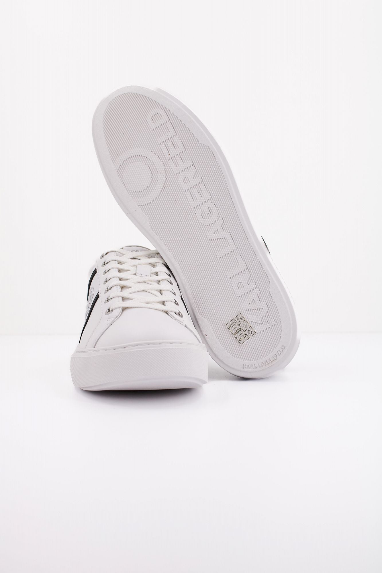 KARL LAGERFELD NFT OUTLINE LOGO en color BLANCO (5)