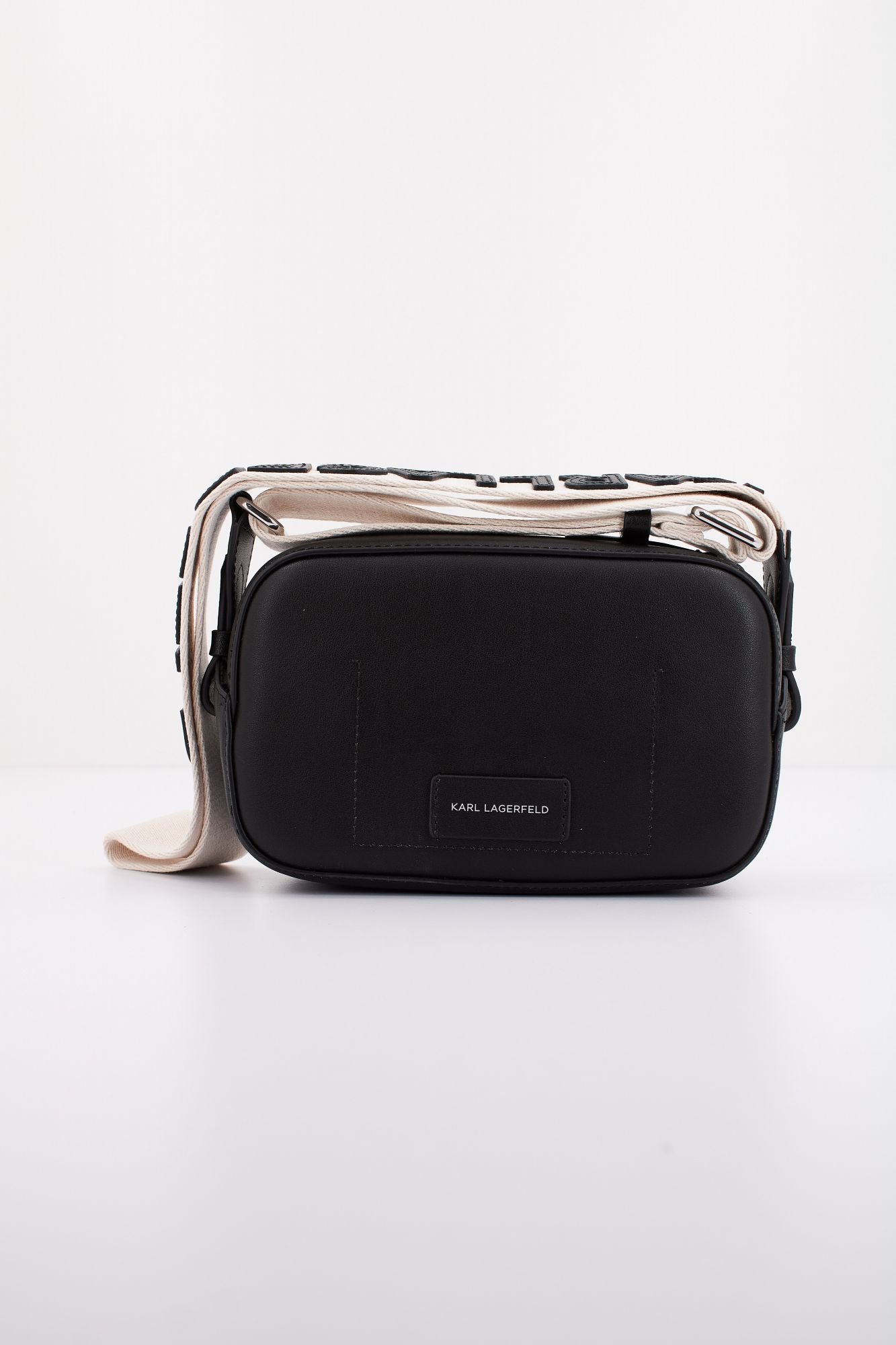 KARL LAGERFELD K/CIRCLE CAMERABAG PERFORA en color NEGRO (1)