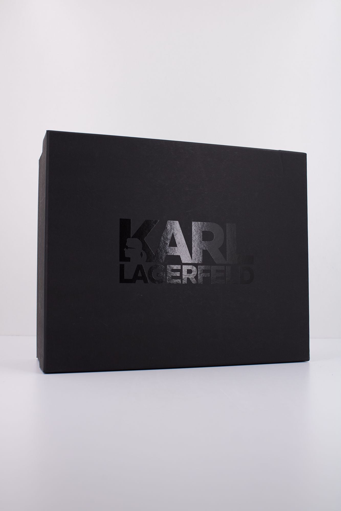 KARL LAGERFELD GRANBY LACE LO en color NEGRO (6)