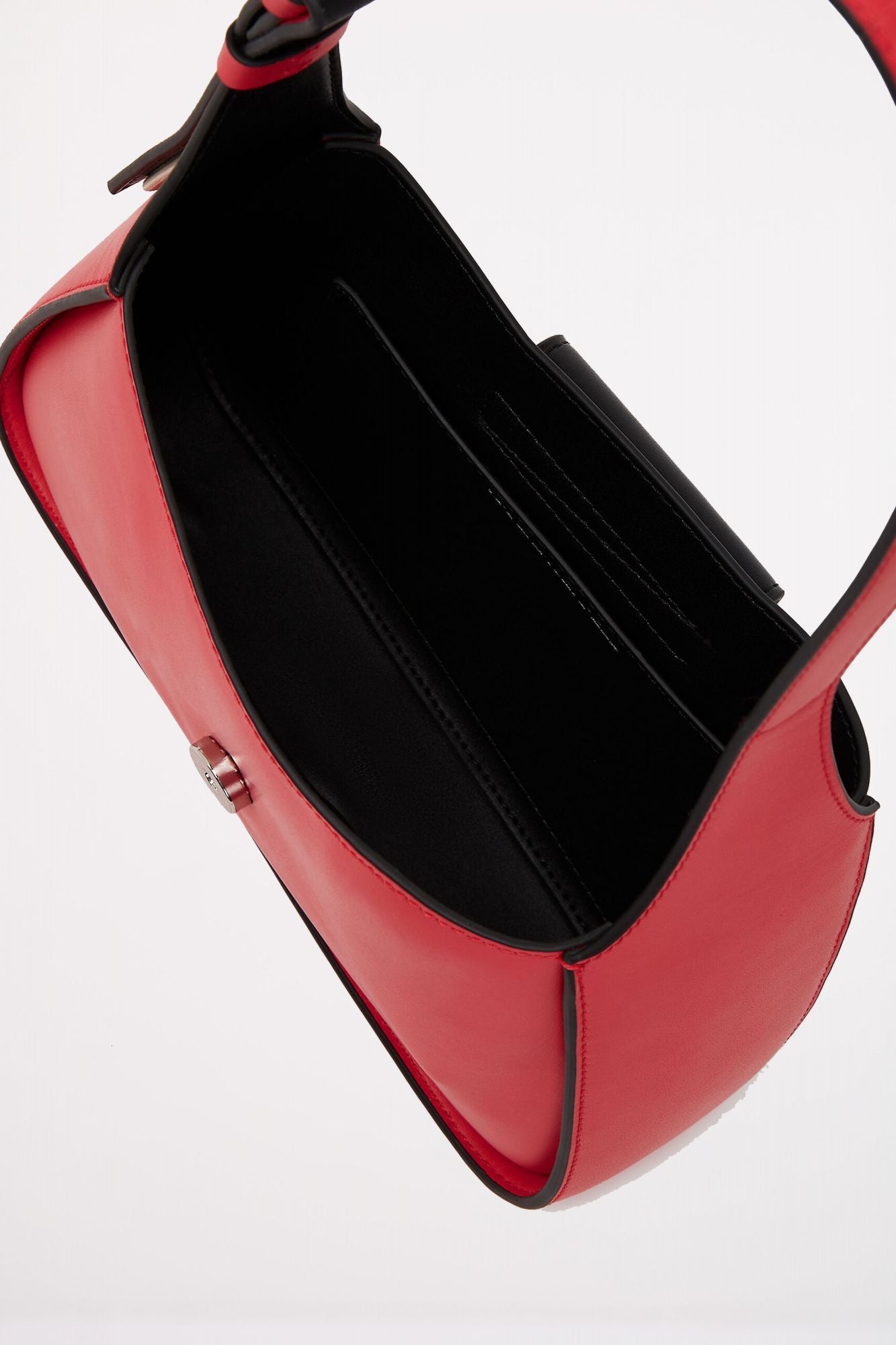 KARL LAGERFELD SIGNATURE SM SHOULDER BAG en color ROJO (3)