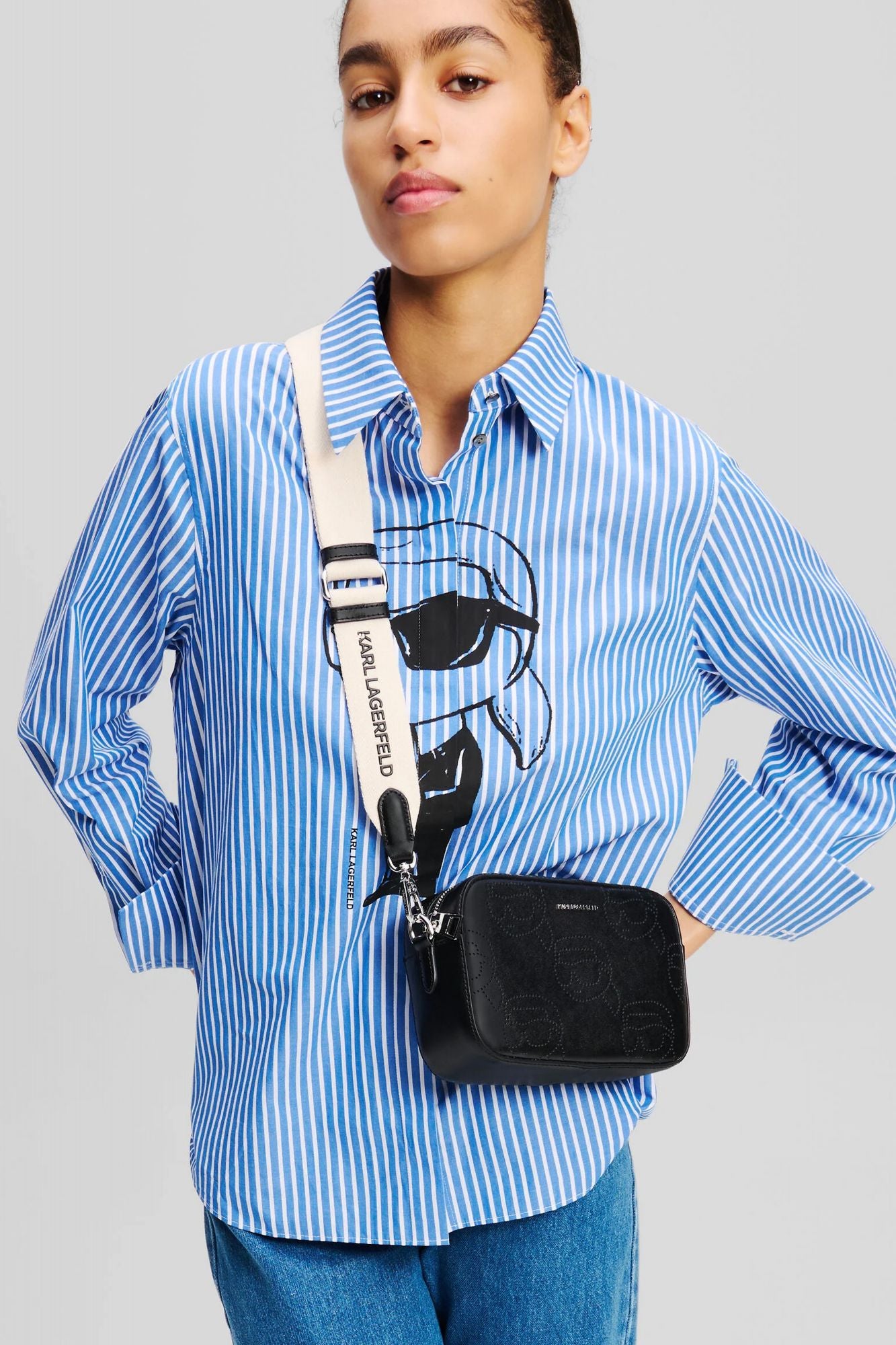 KARL LAGERFELD IKON LEATHER PERFORATED CM en color NEGRO (4)