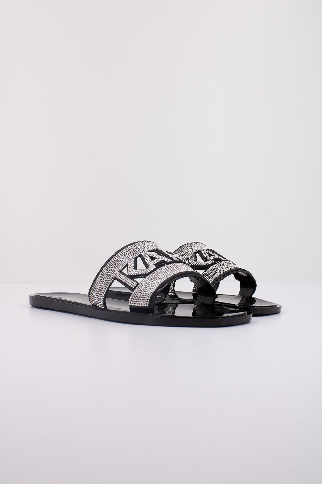 KARL LAGERFELD JELLY III SPARKLE CUT-OUT en color NEGRO (2)