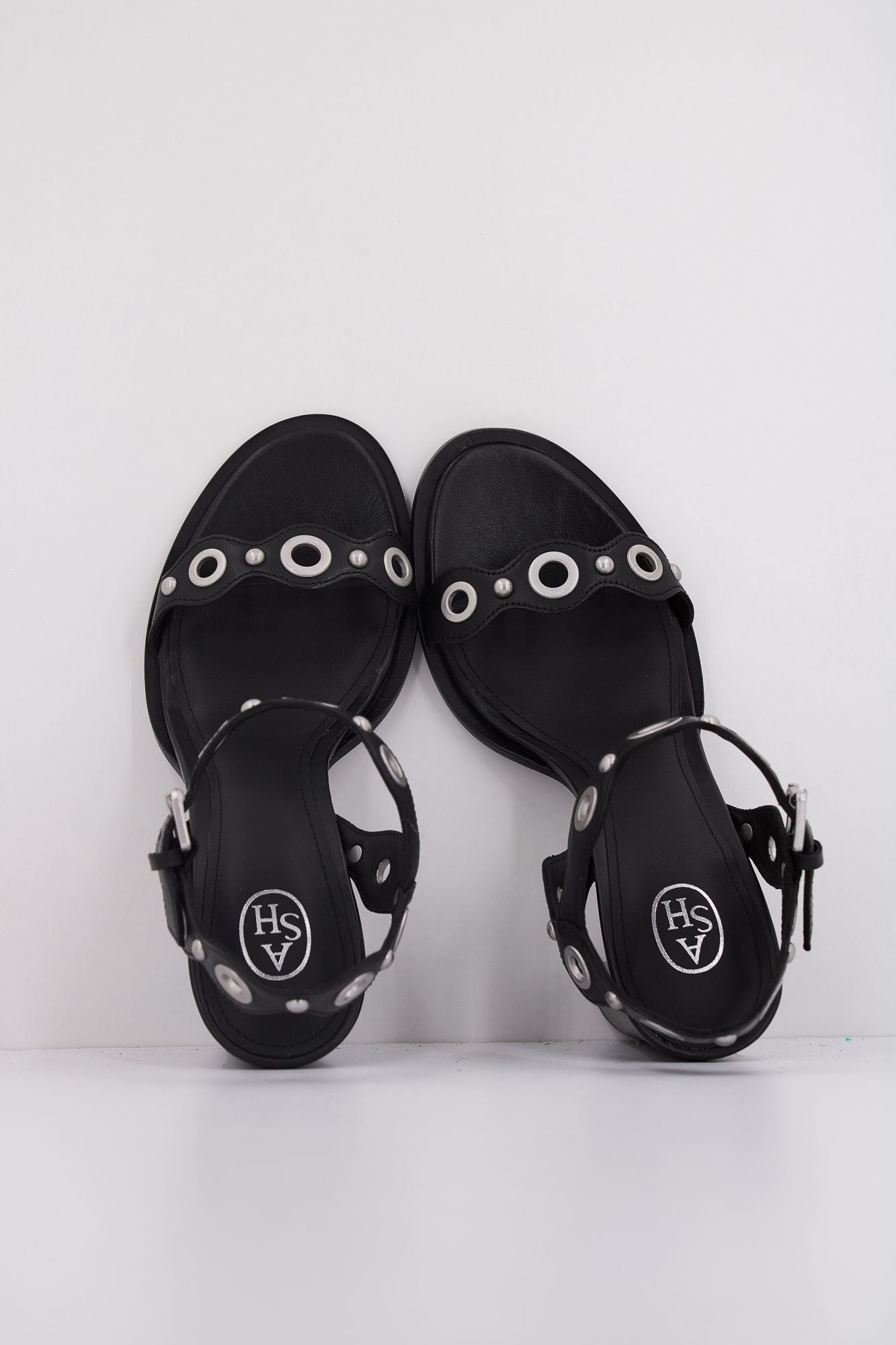 ASH KEIRA  en color NEGRO (3)