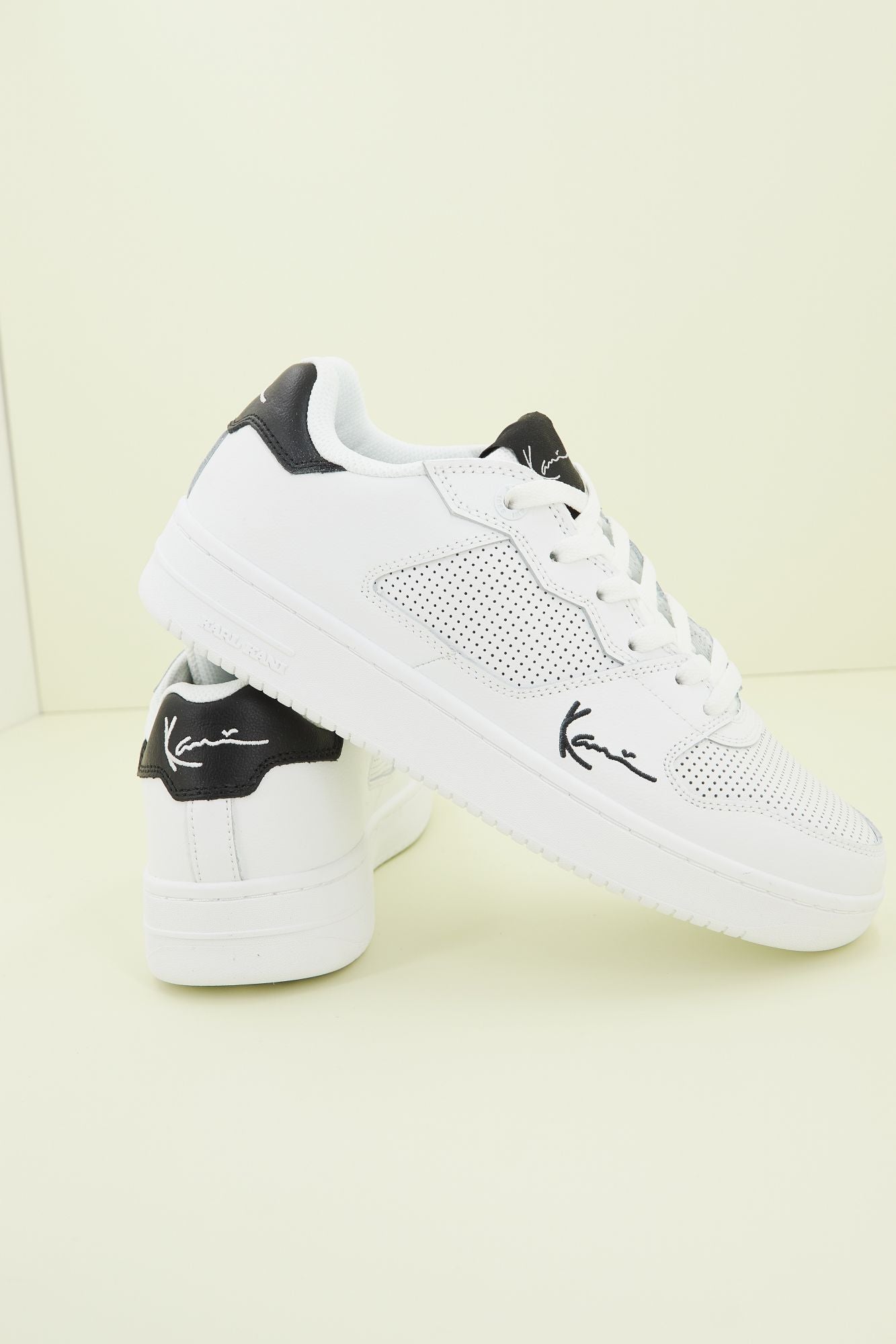 KARL KANI CLASSIC en color BLANCO (1)