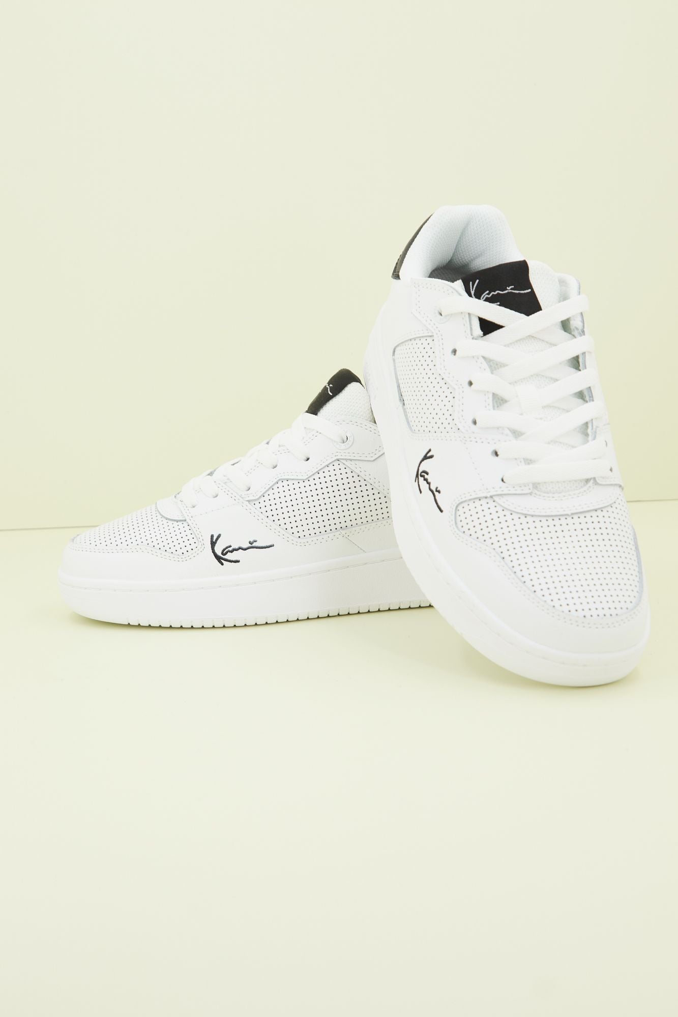 KARL KANI CLASSIC en color BLANCO (2)