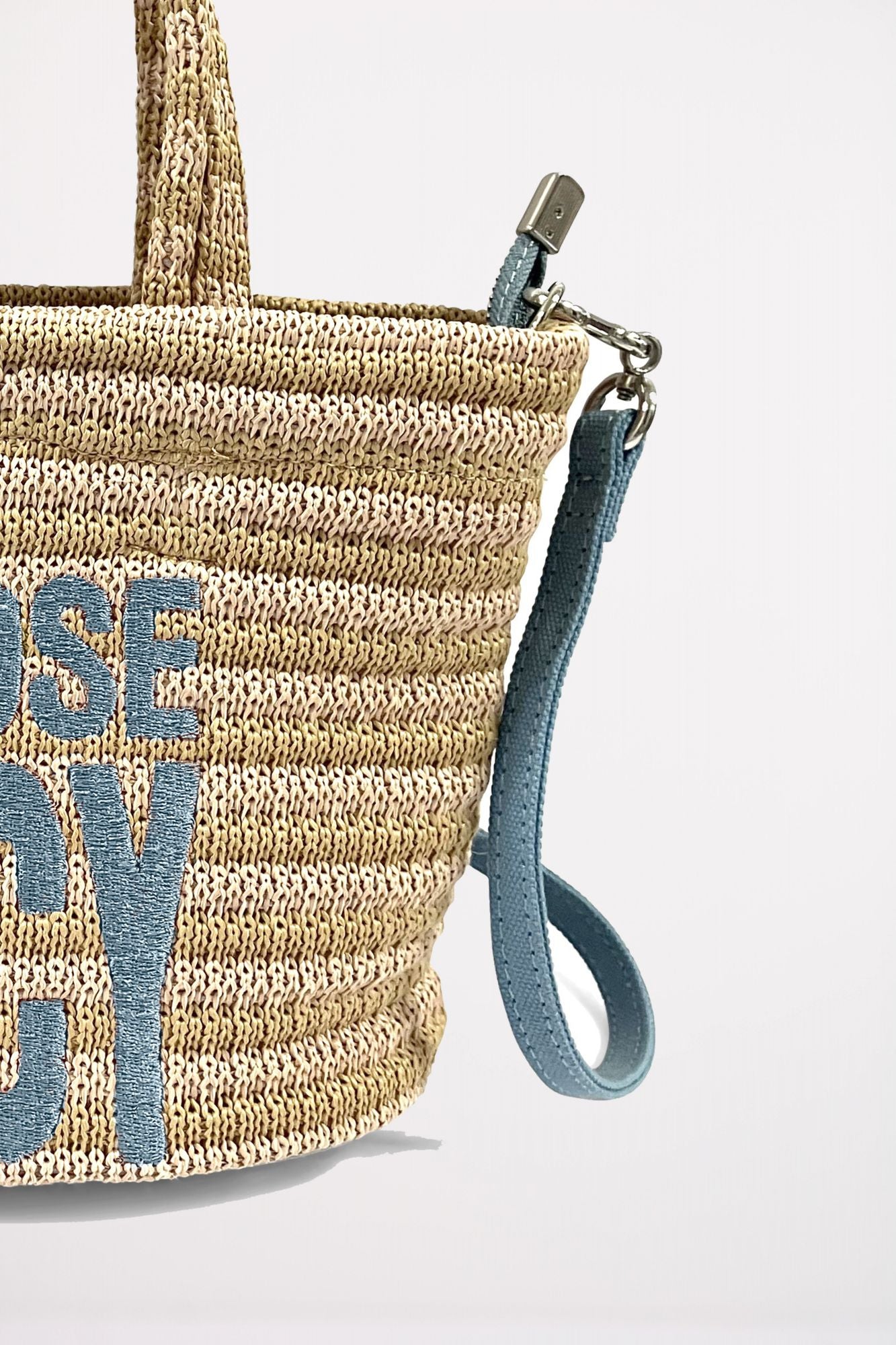 JUICY COUTURE NORA STRAW M en color AZUL (2)