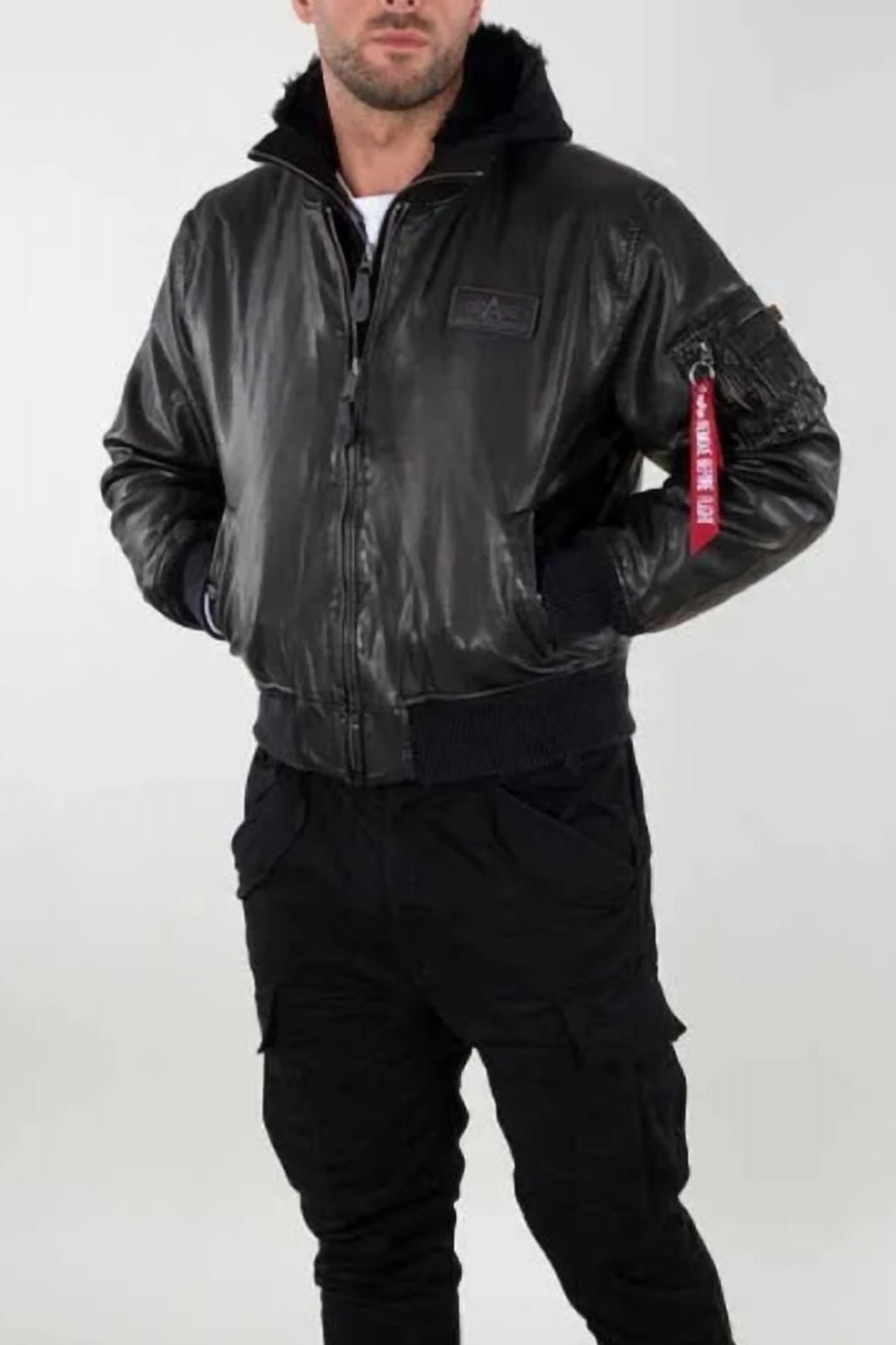 ALPHA INDUSTRIES MA-1 D-TEC FL en color NEGRO (4)