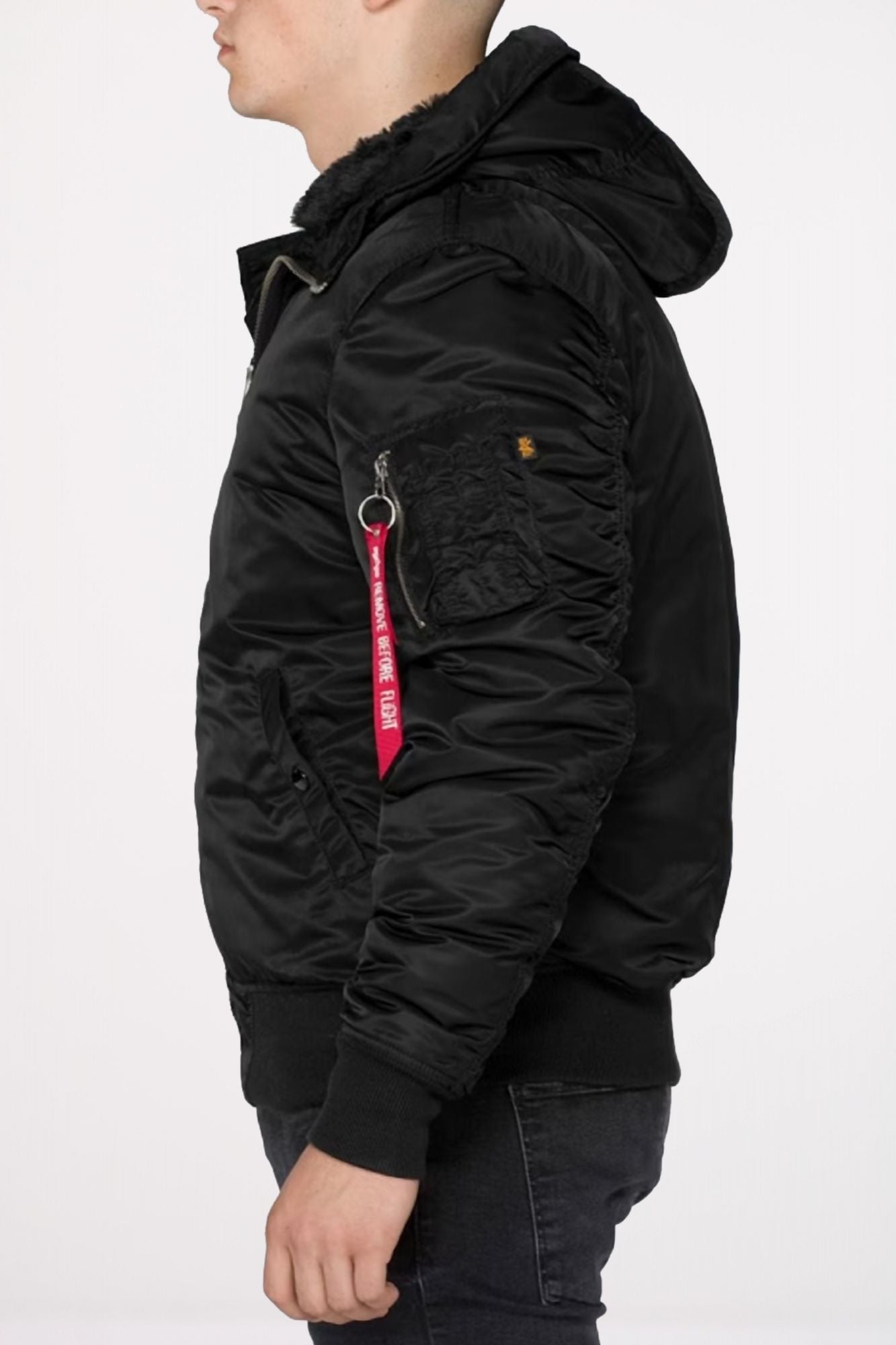 ALPHA INDUSTRIES MA-1 HOODED en color NEGRO (2)