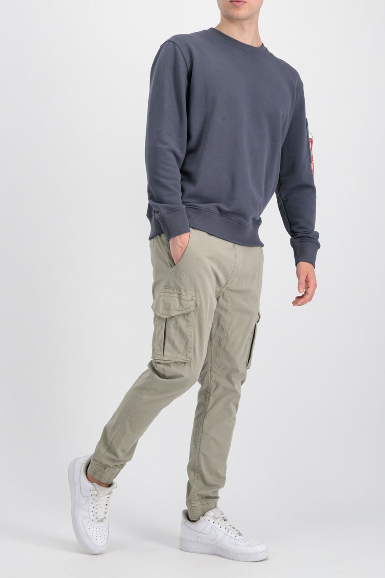 ALPHA INDUSTRIES COTTON TWIST JOGGER en color MARRON CLARO (2)