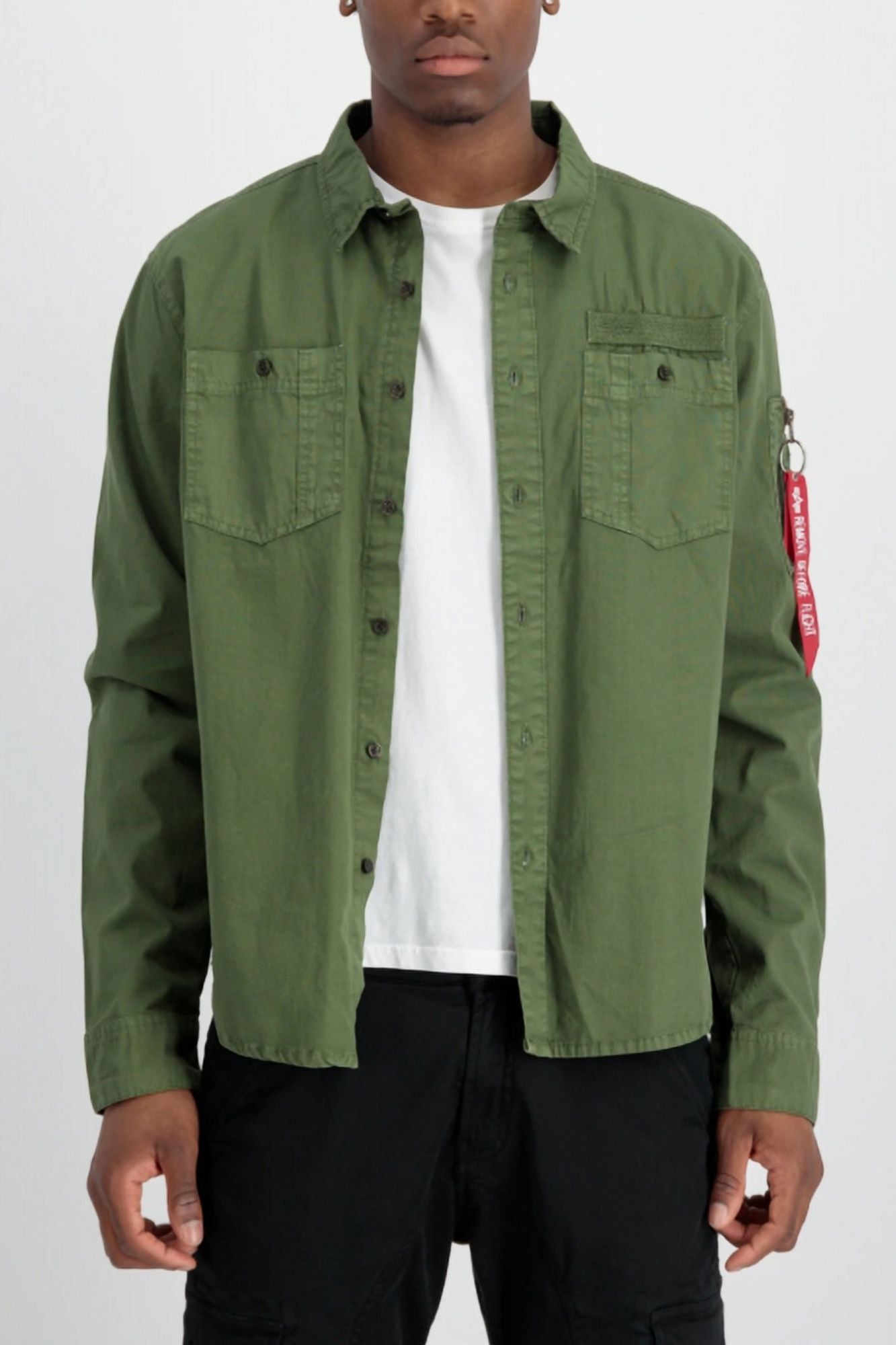 ALPHA INDUSTRIES AIR FORCE EMB SHIRT en color VERDE (1)
