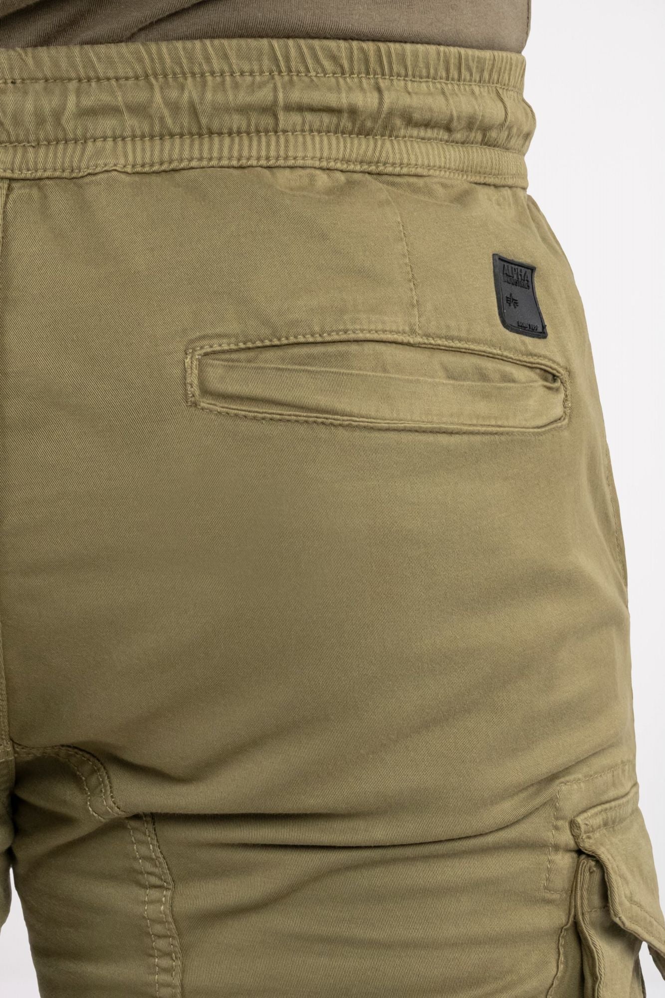 ALPHA INDUSTRIES 163190 en color VERDE (4)