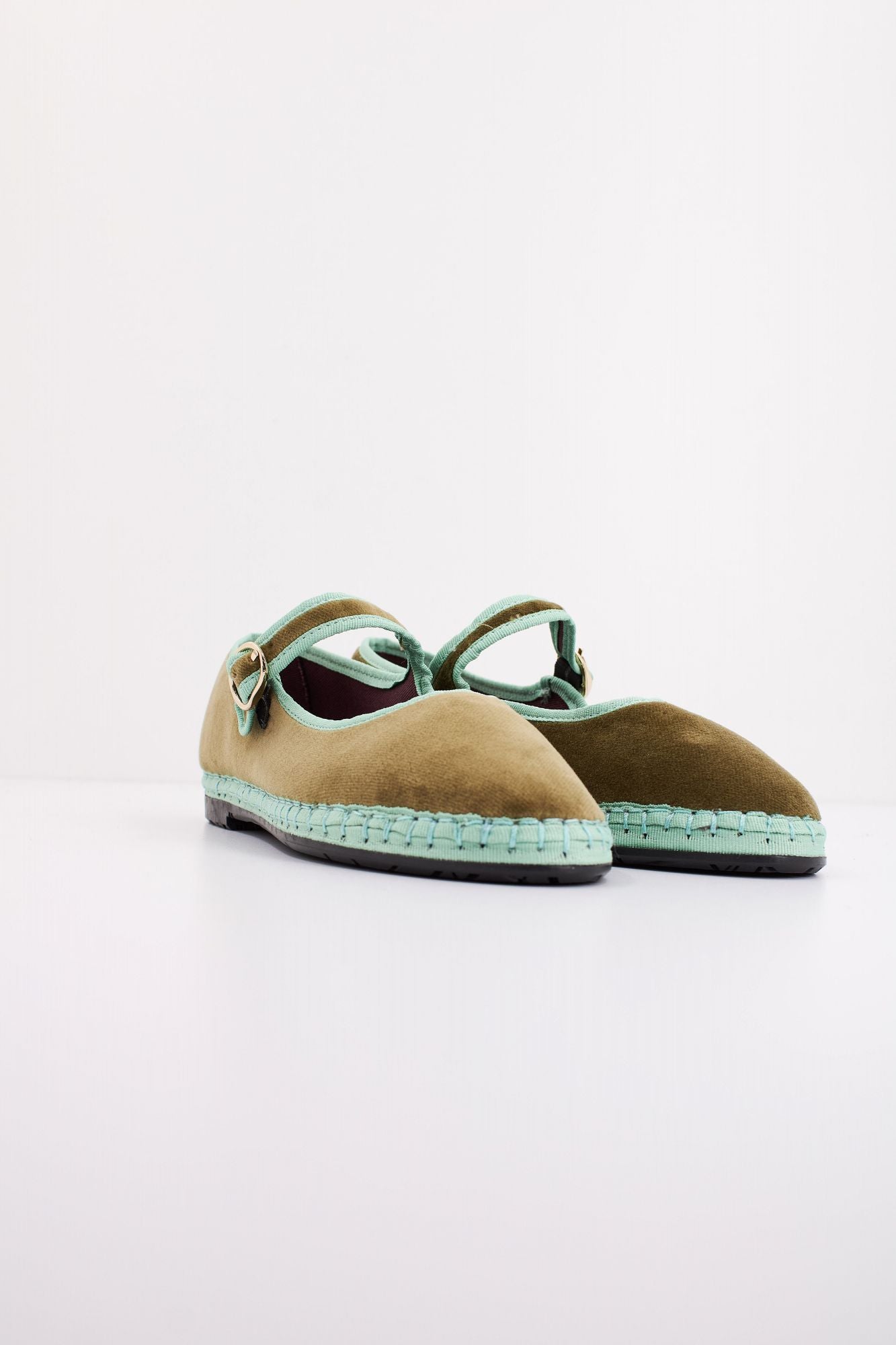 FLABELUS VERA  en color VERDE (2)