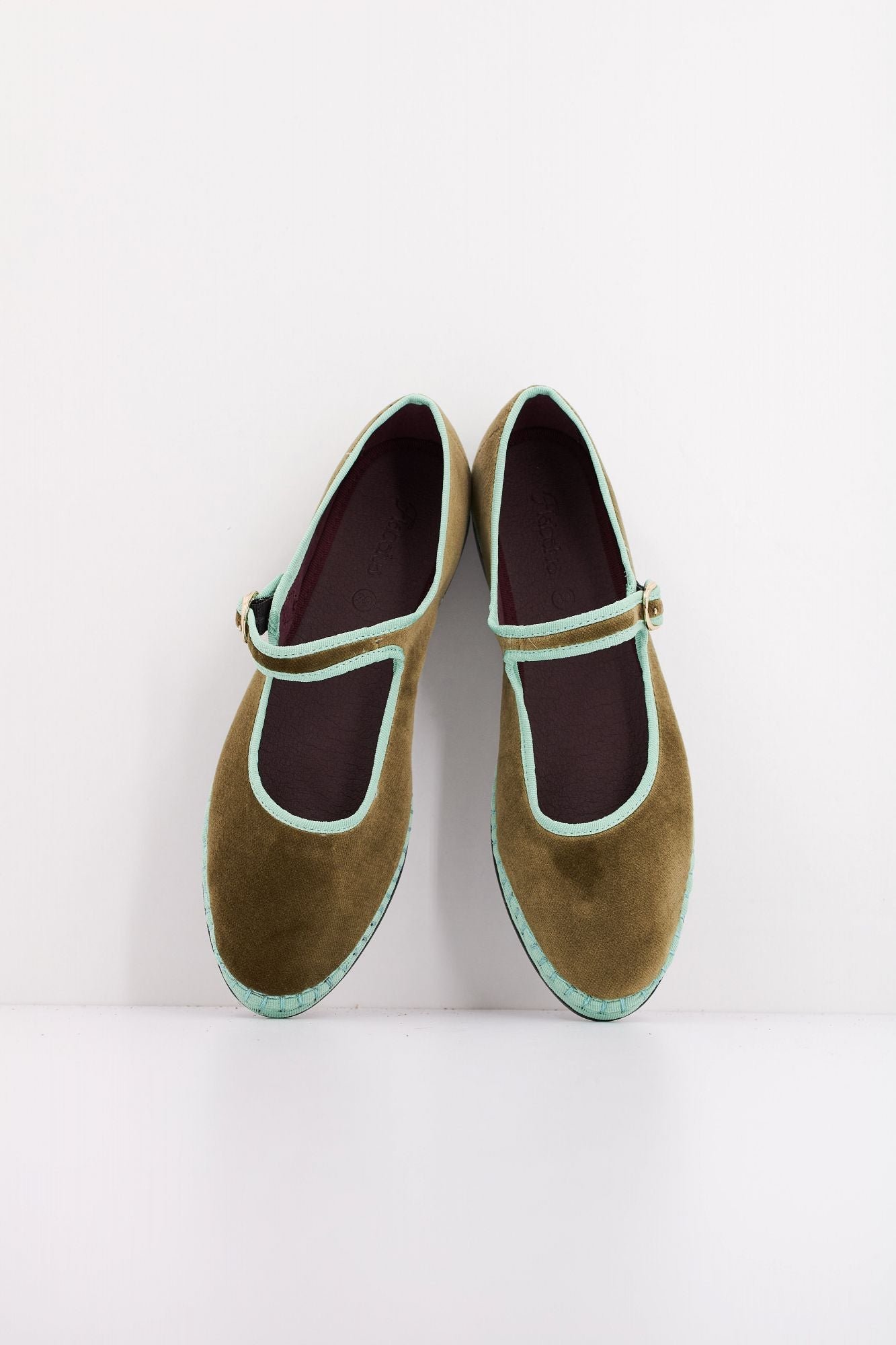 FLABELUS VERA  en color VERDE (3)