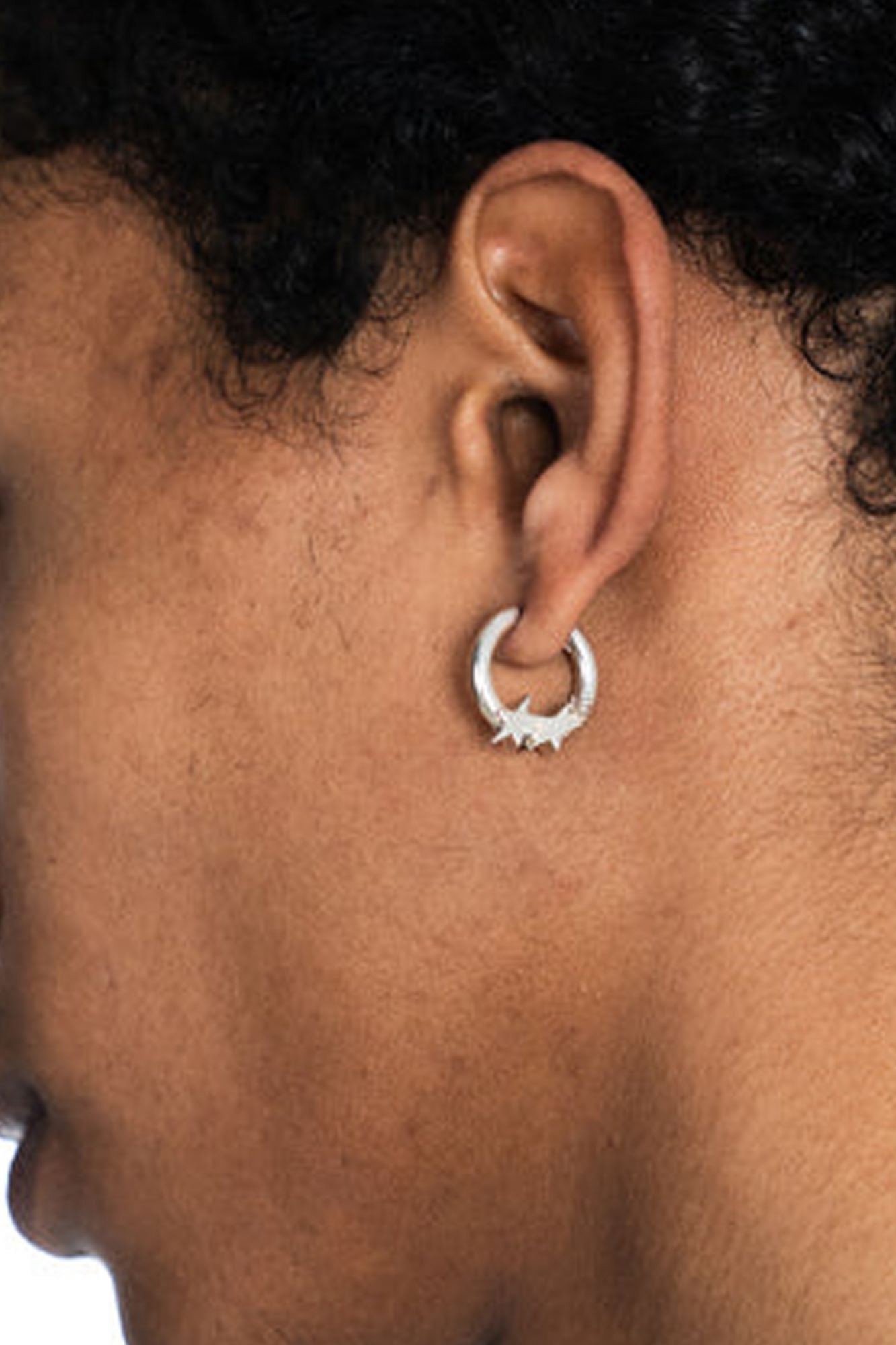 TWOJEYS ICON EARRINGS en color PLATA (2)