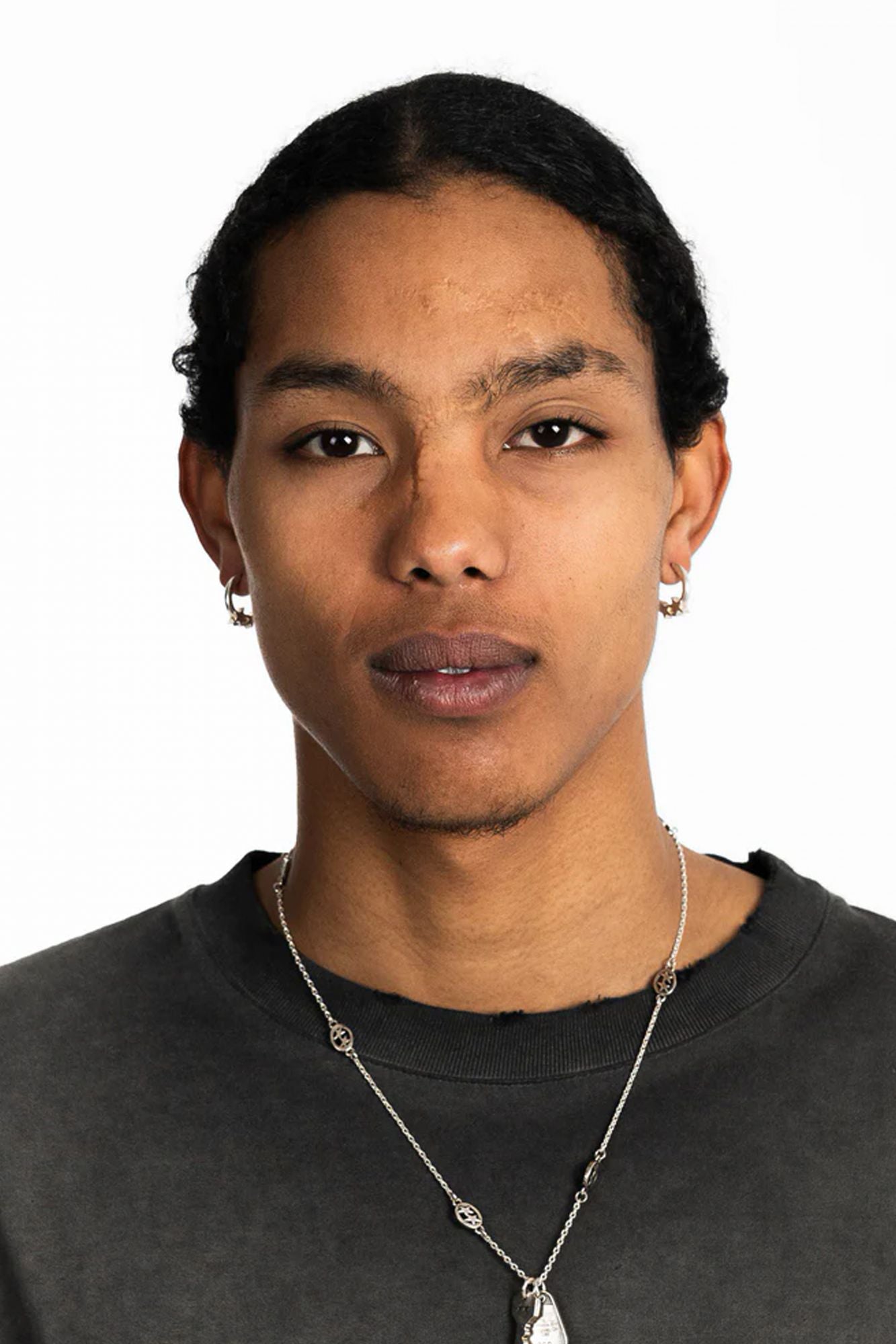 TWOJEYS ICON EARRINGS en color PLATA (3)