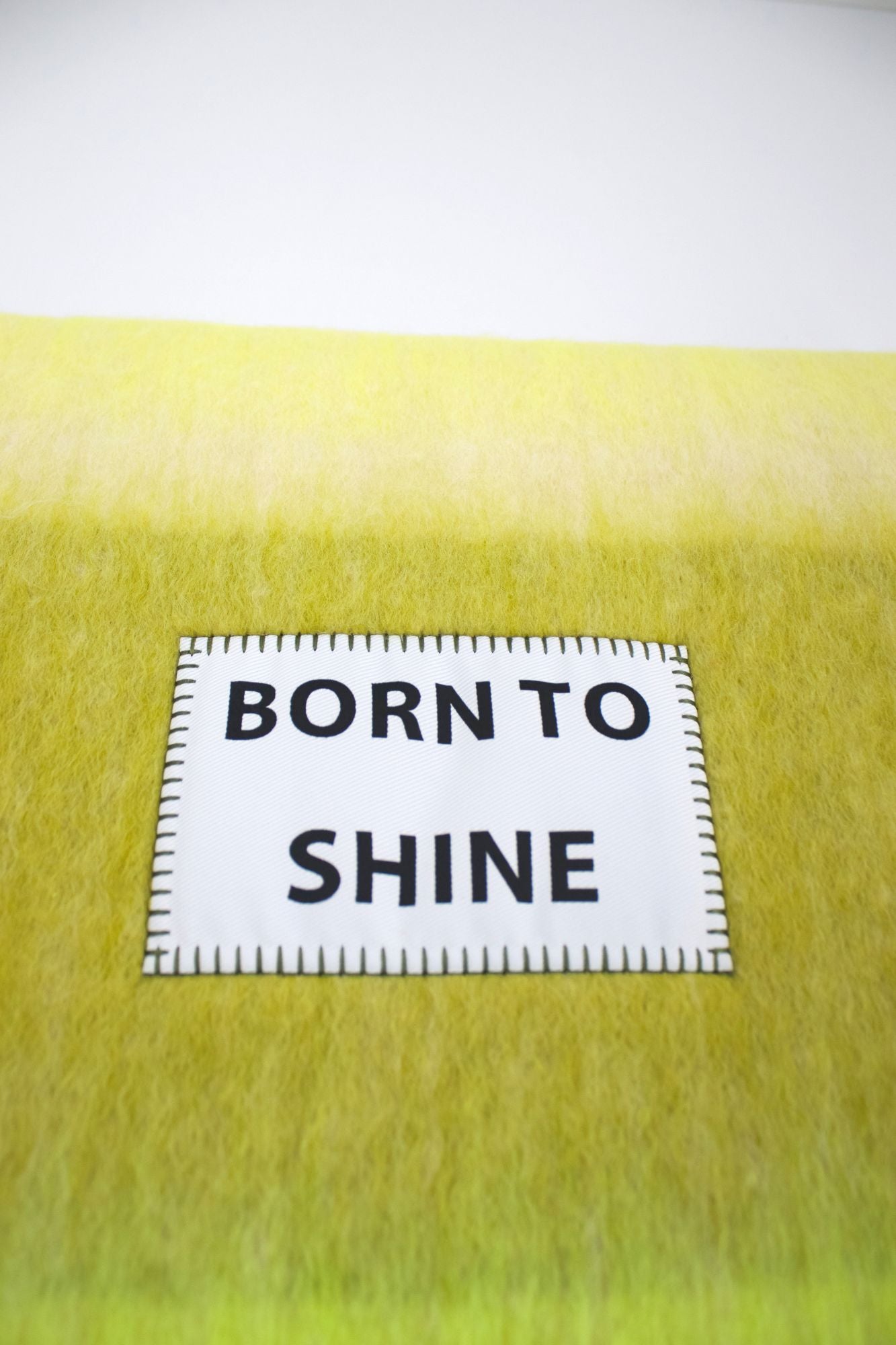 VERB TO DO BORN TO SHINE en color VERDE (3)