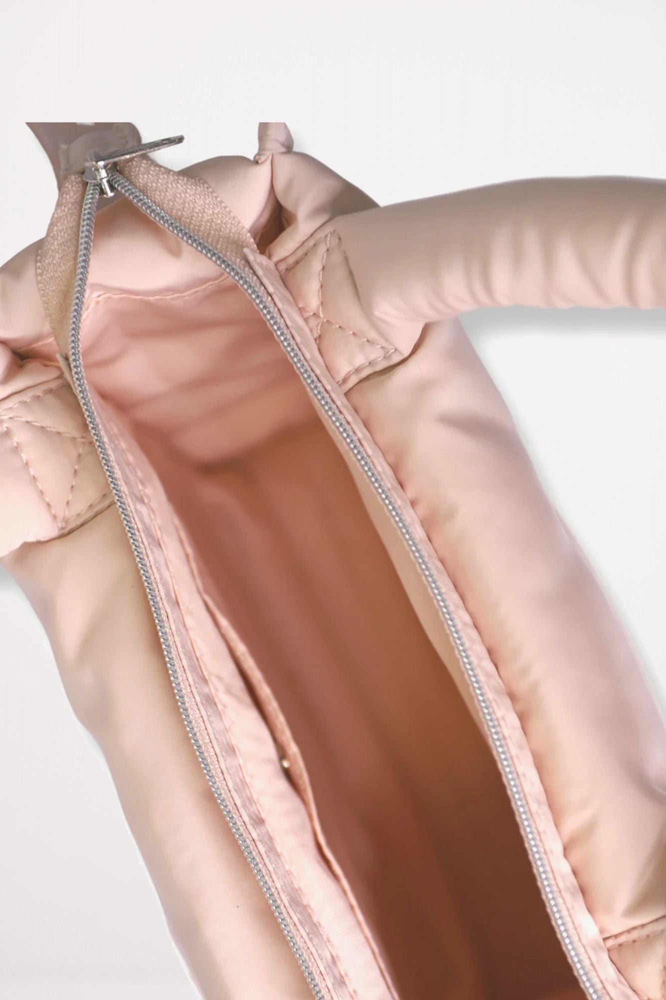 VERB TO DO HANDBAG en color ROSA (3)