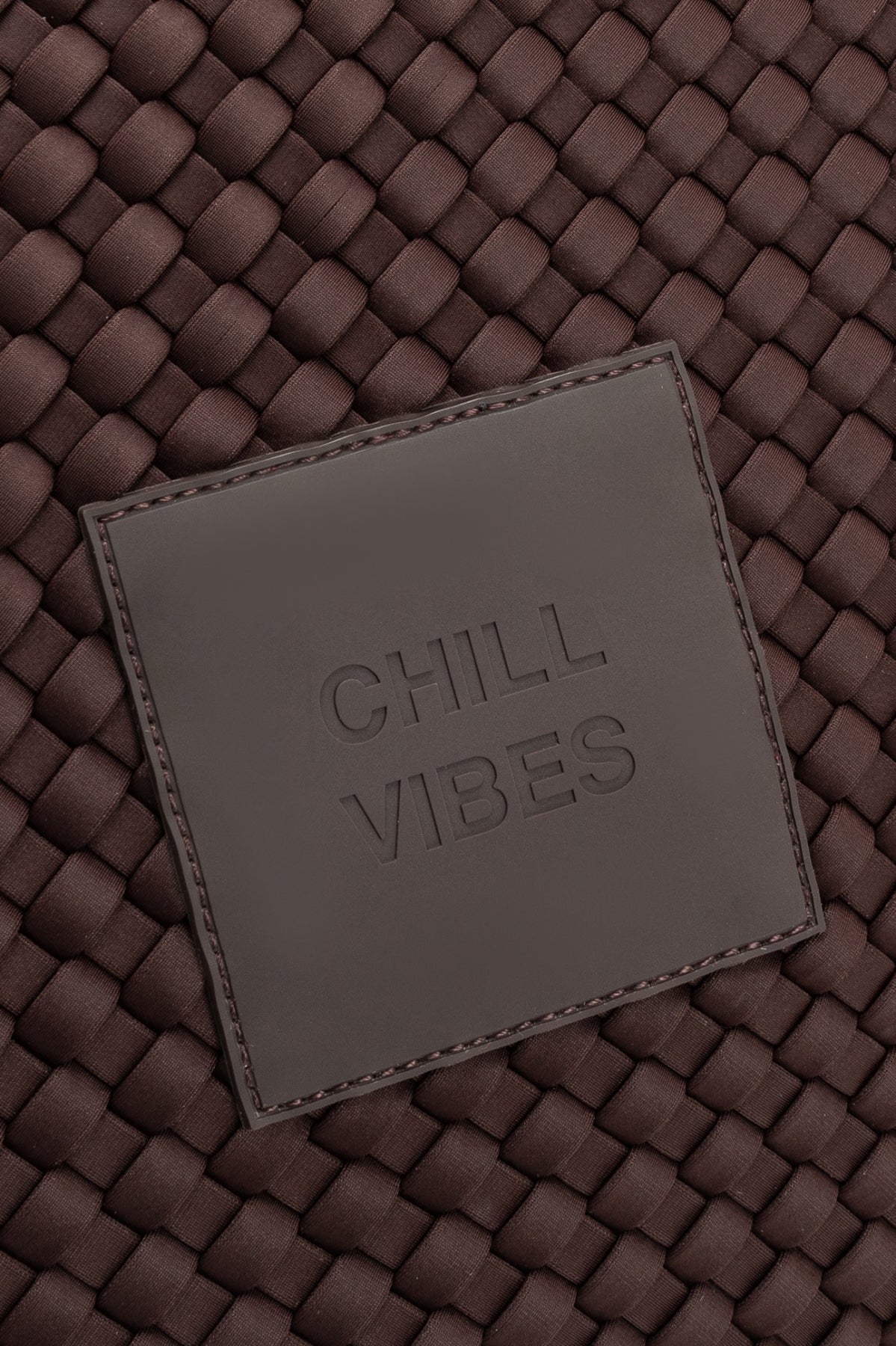 VERB TO DO CHILL VIBES MB en color  (6)