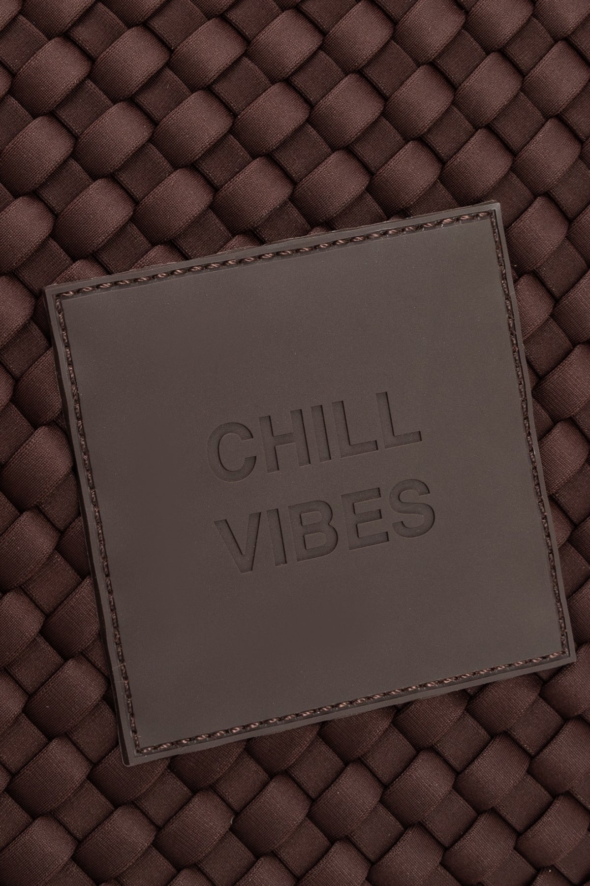VERB TO DO CHILL VIBES MB en color  (6)
