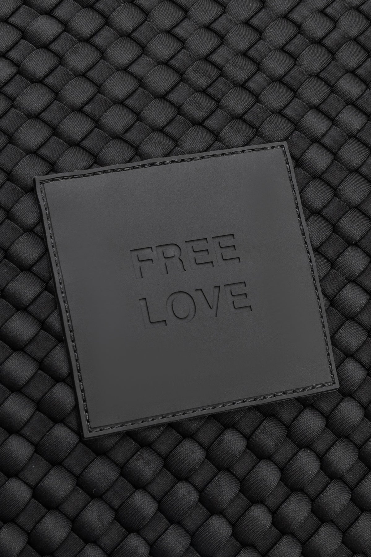 VERB TO DO FREE LOVE SB en color  (6)