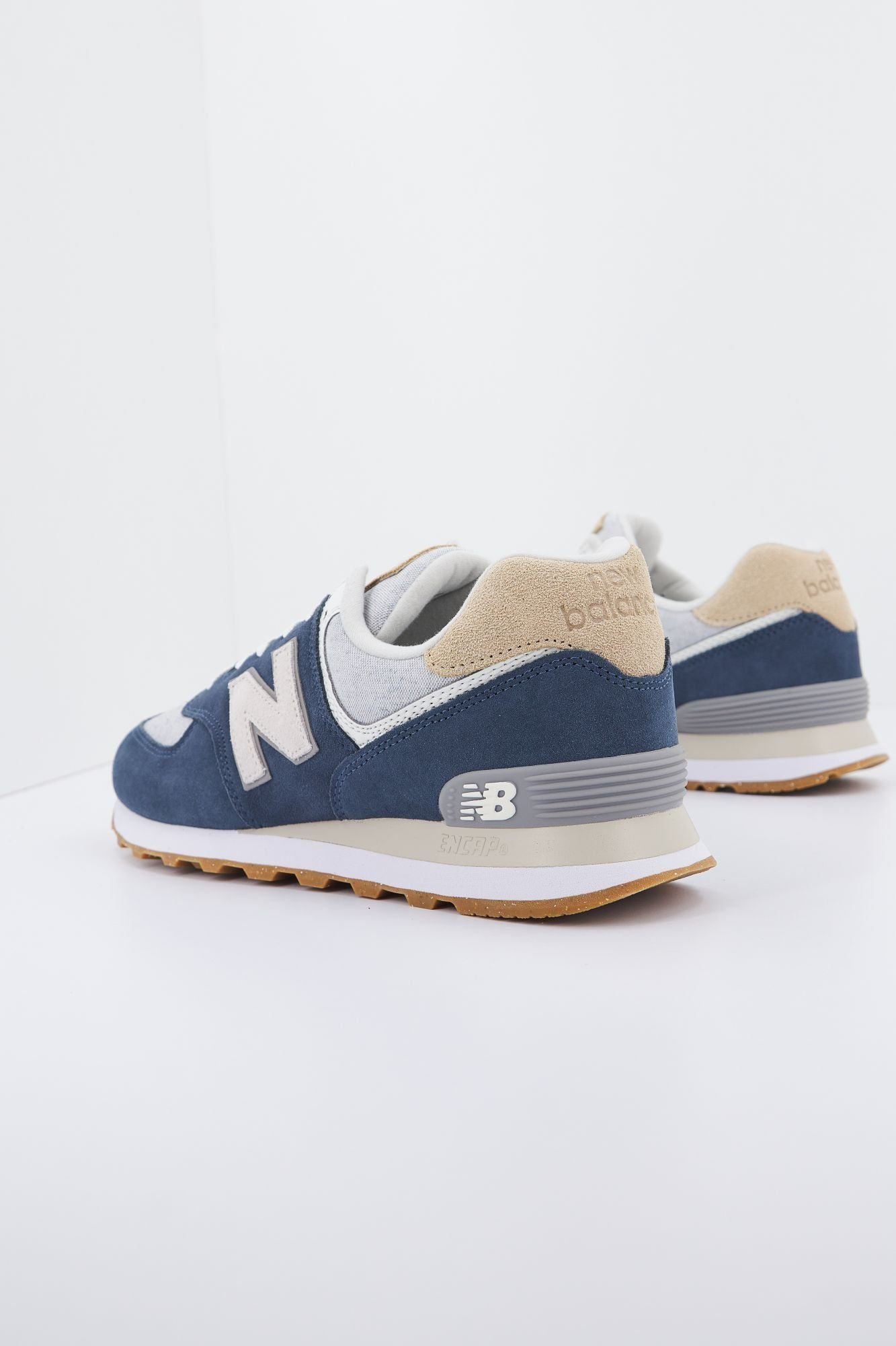 NEW BALANCE U574 SX2  en color AZUL (3)