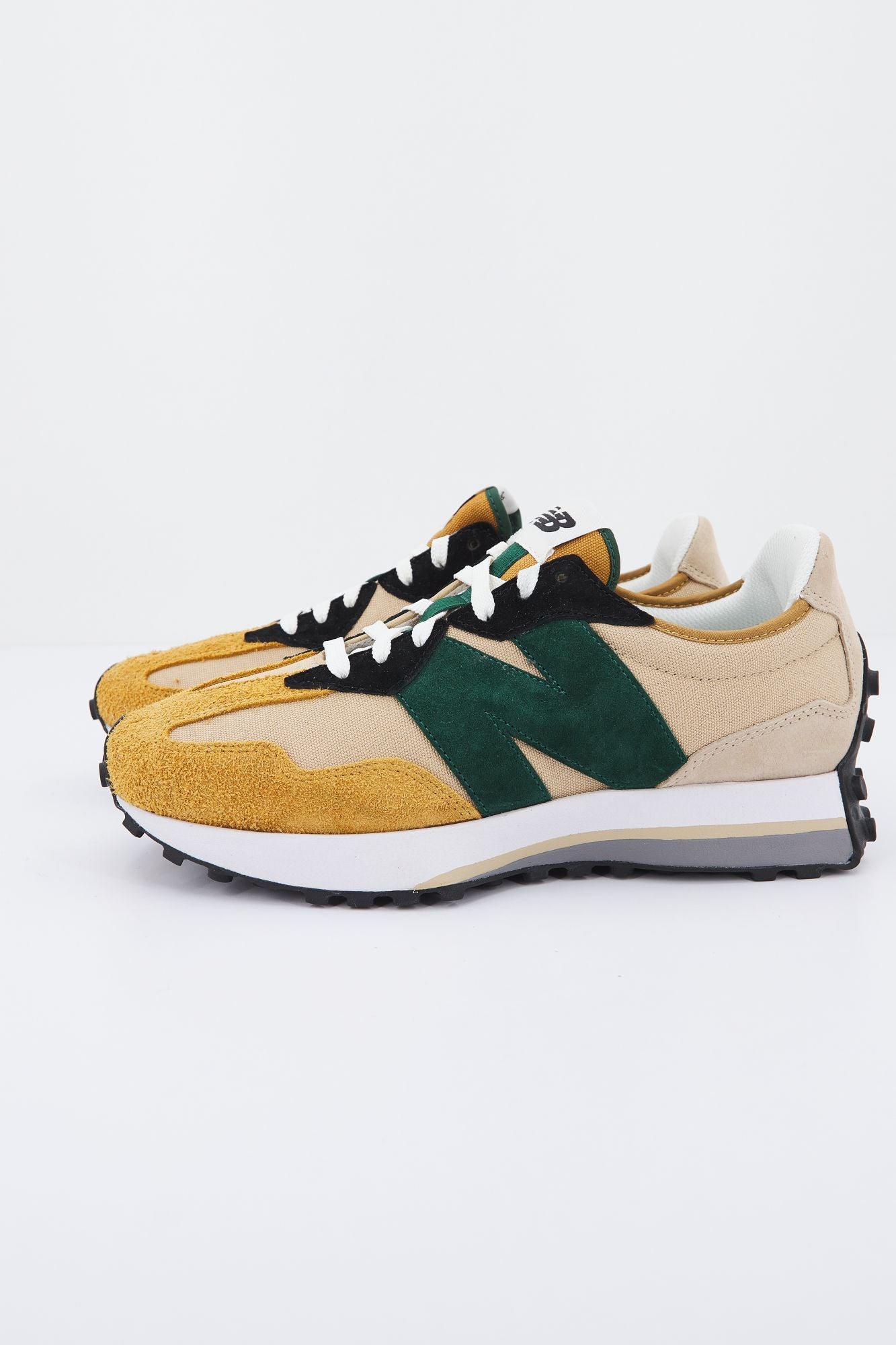 NEW BALANCE MS327 DB en color AMARILLO (1)