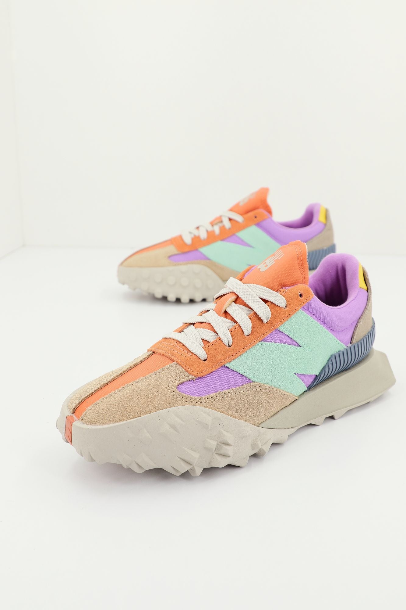 NEW BALANCE  CB LIFESTYLE en color MULTICOLOR (1)
