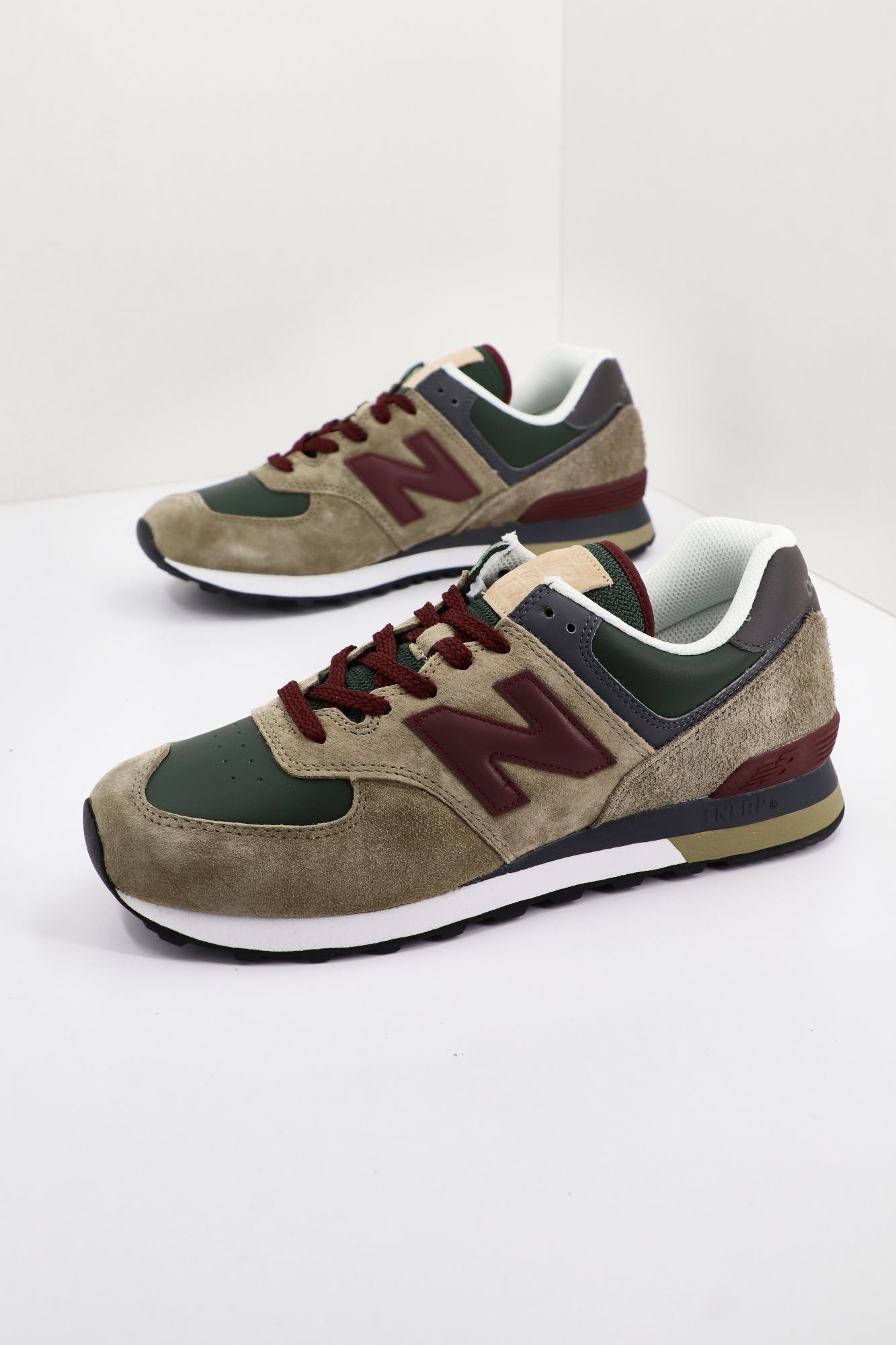NEW BALANCE VEGAN FRIENDLY en color VERDE (1)