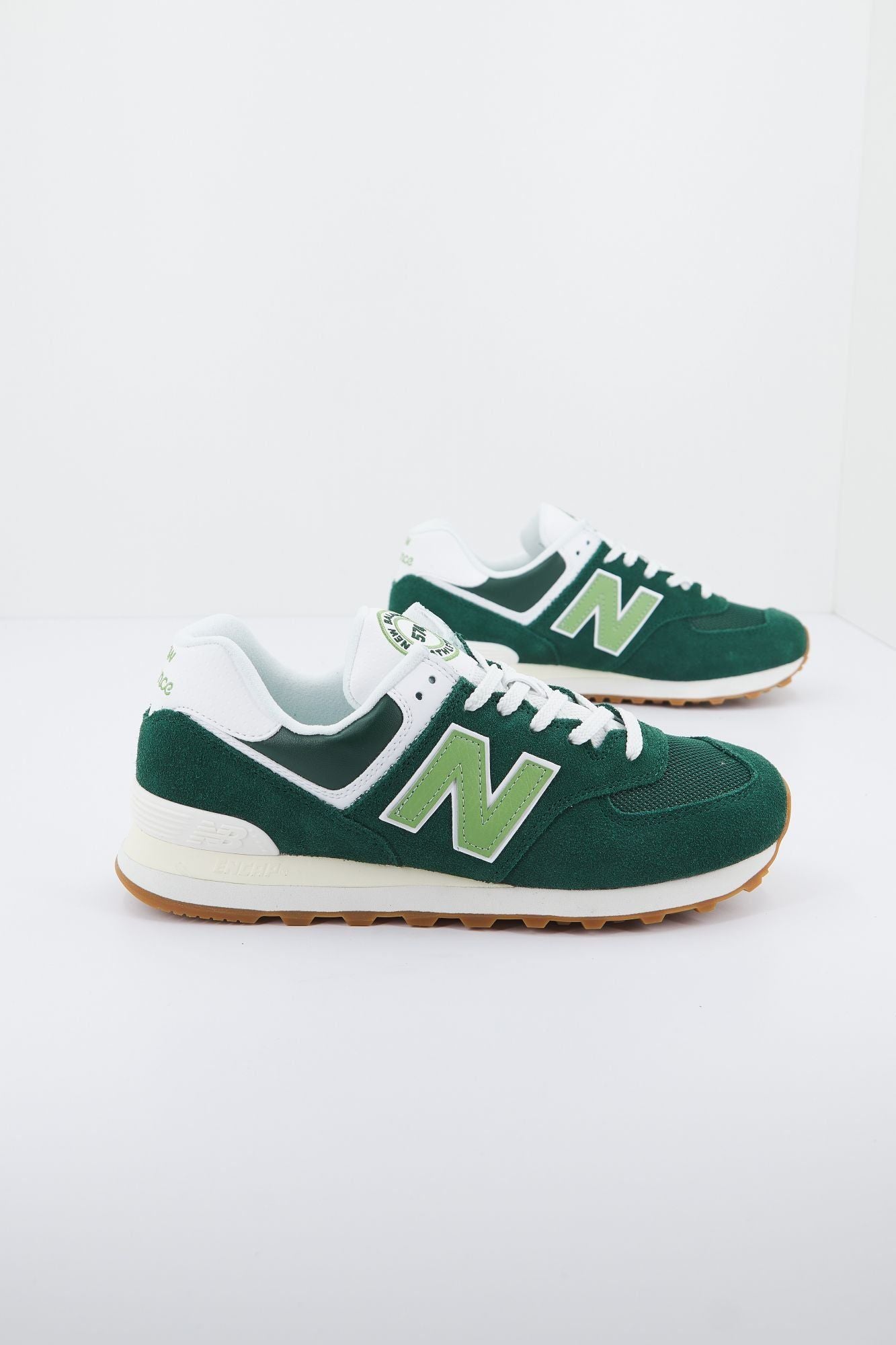 NEW BALANCE U574 NG2 en color VERDE (2)
