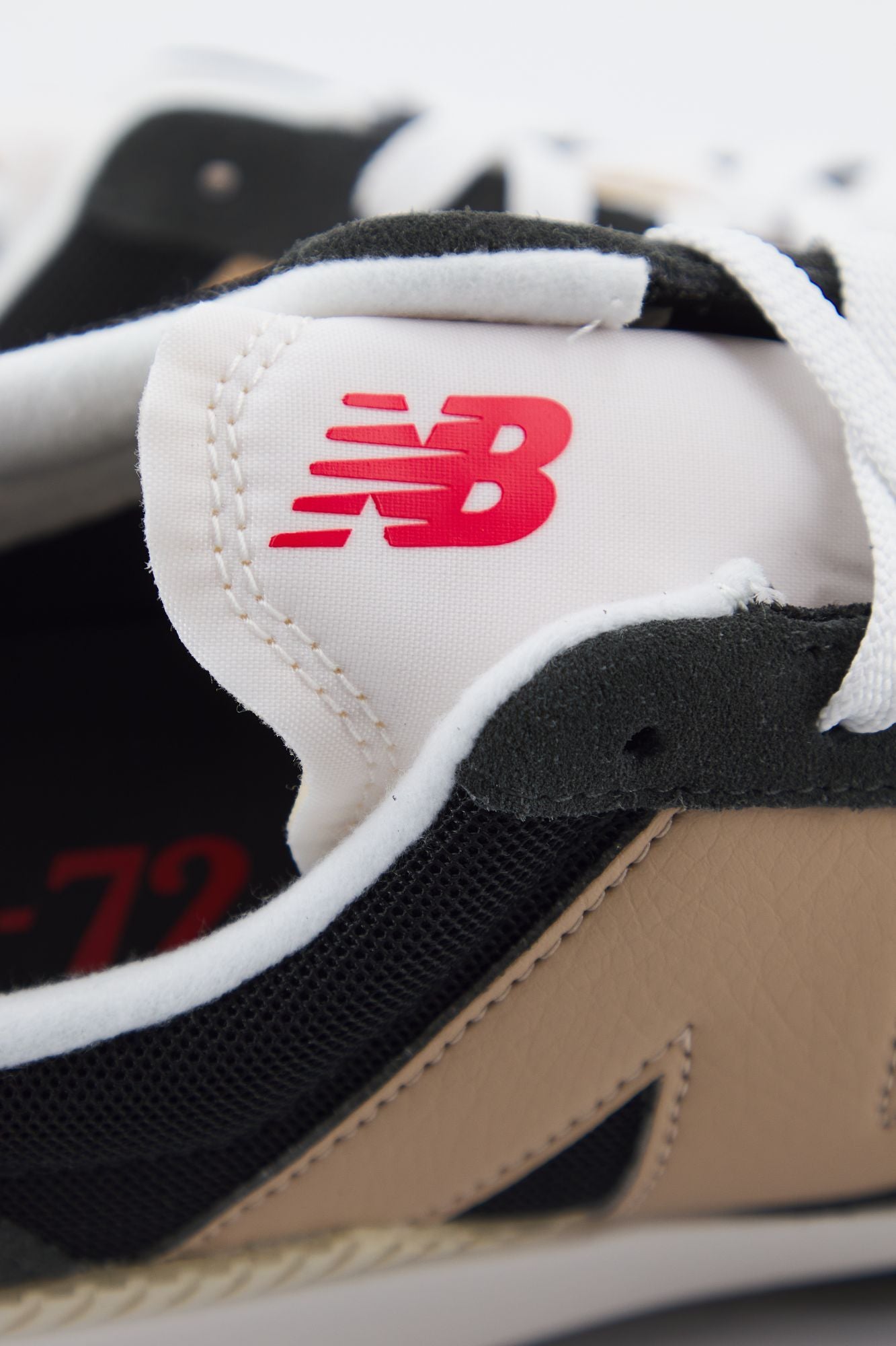NEW BALANCE UXC72 RN  en color GRIS (4)