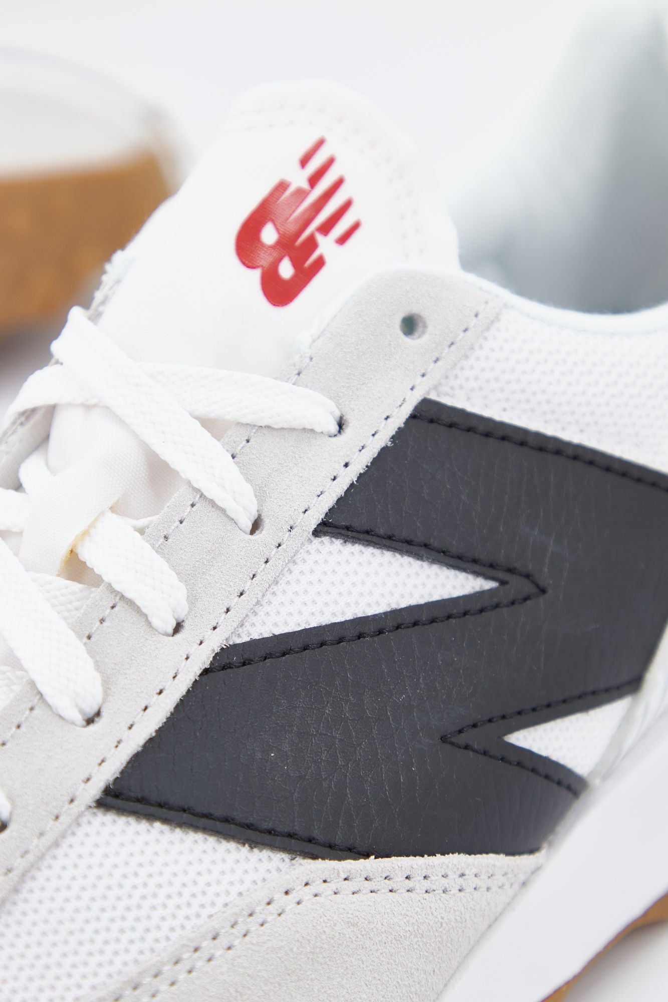 NEW BALANCE UXC72 SD  en color BLANCO (4)