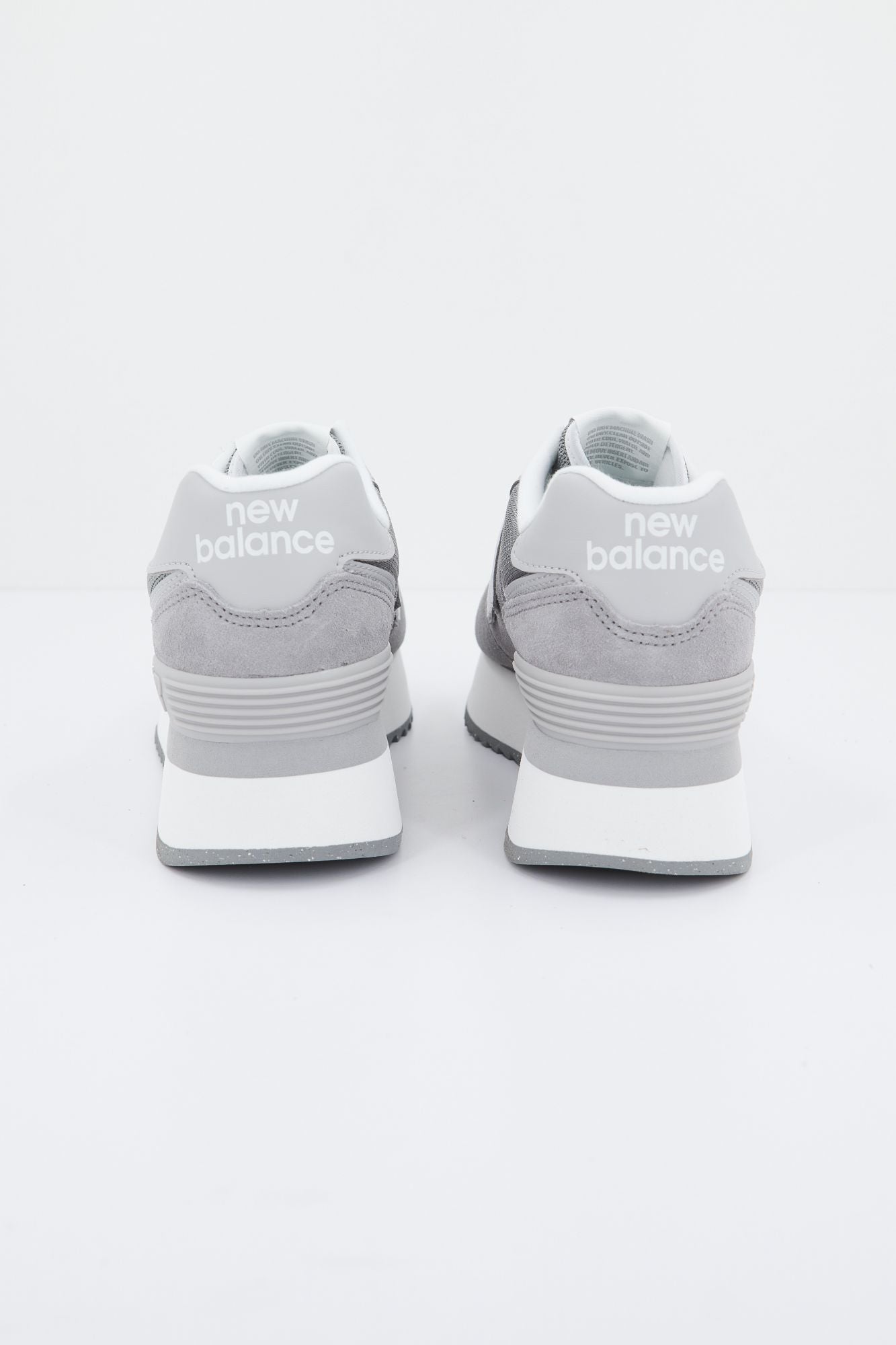 NEW BALANCE WL574 ZSD en color GRIS (3)