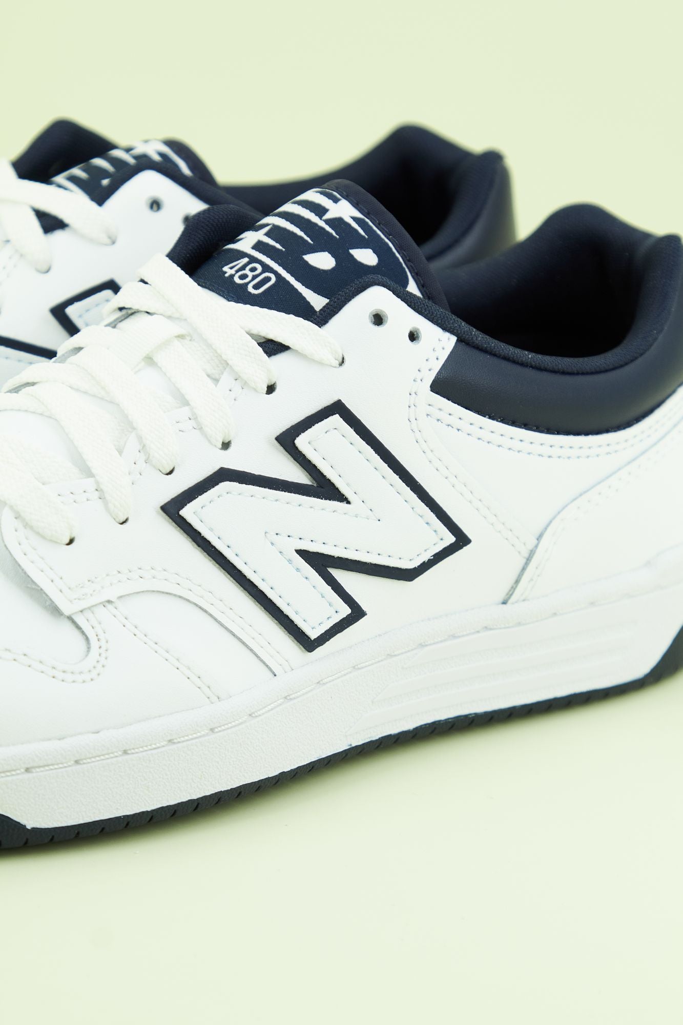 NEW BALANCE BB480 LWN en color BLANCO (2)