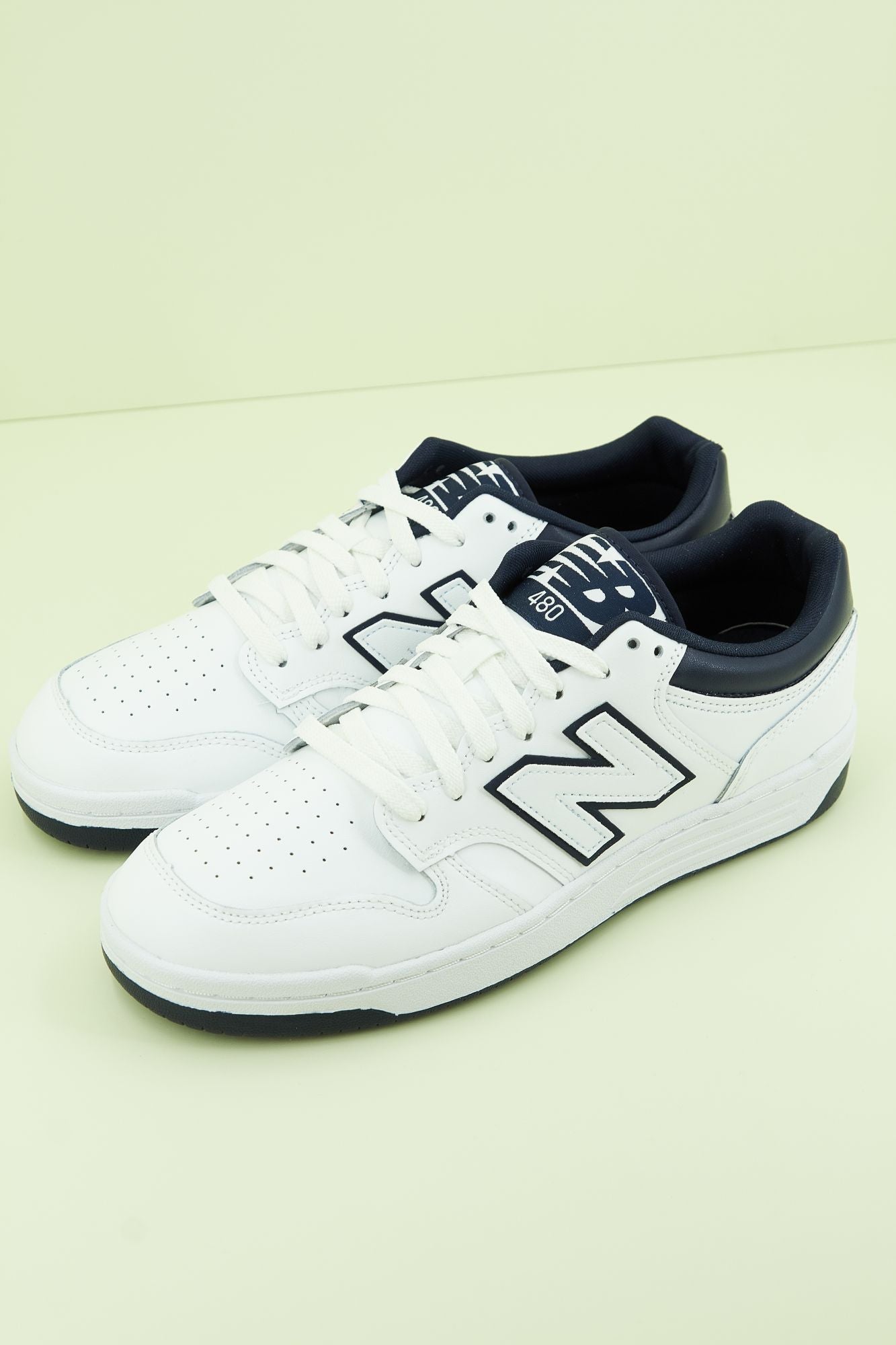 NEW BALANCE BB480 LWN en color BLANCO (4)