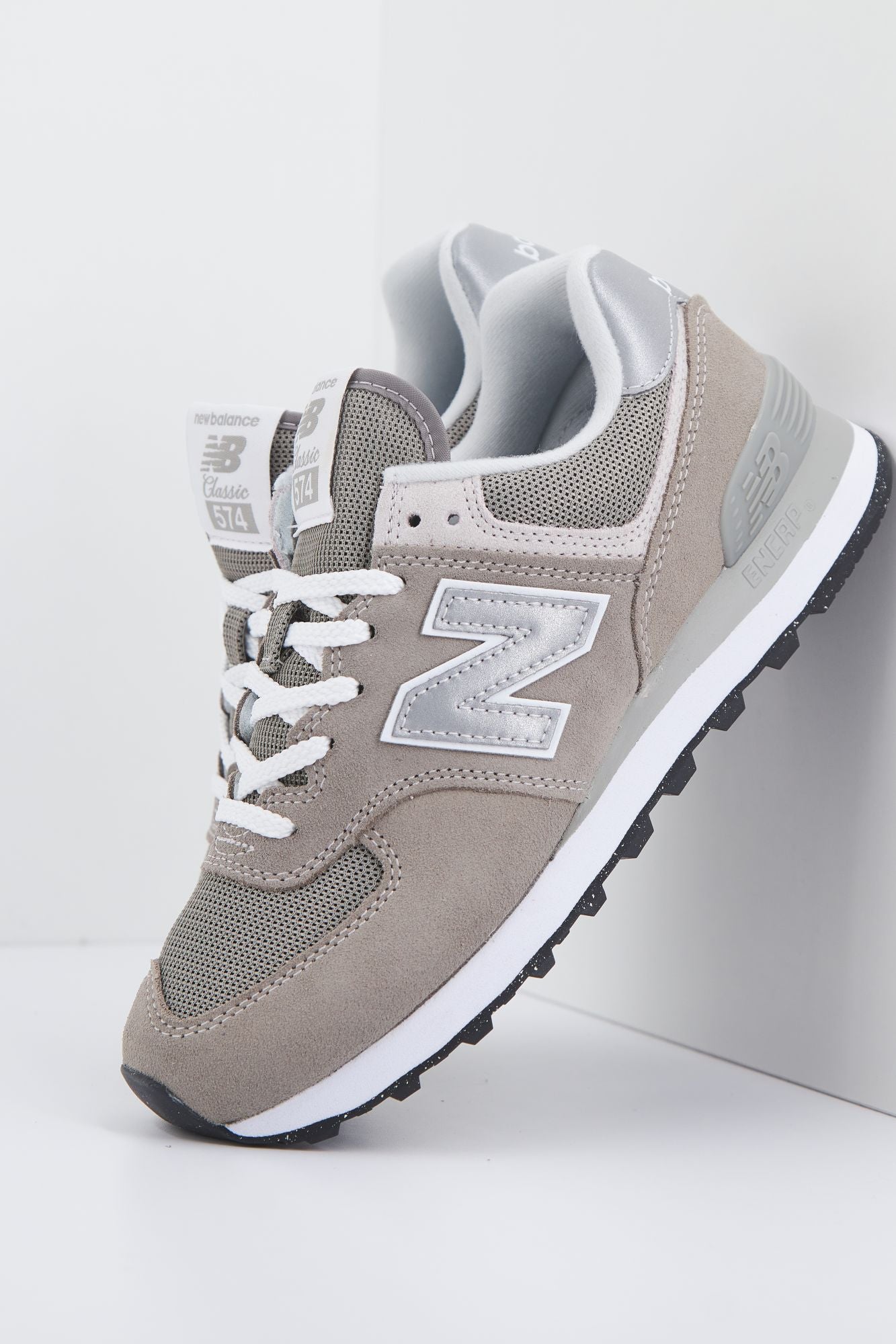 NEW BALANCE WL574 EVG  en color GRIS (3)